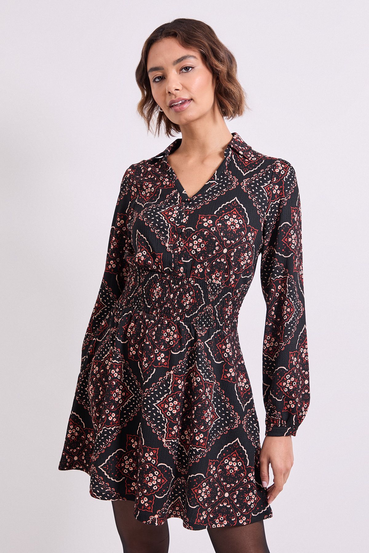 Dorothy Perkins Geo Shirred Waist Collar Detail Jersey Mini Dress Geo