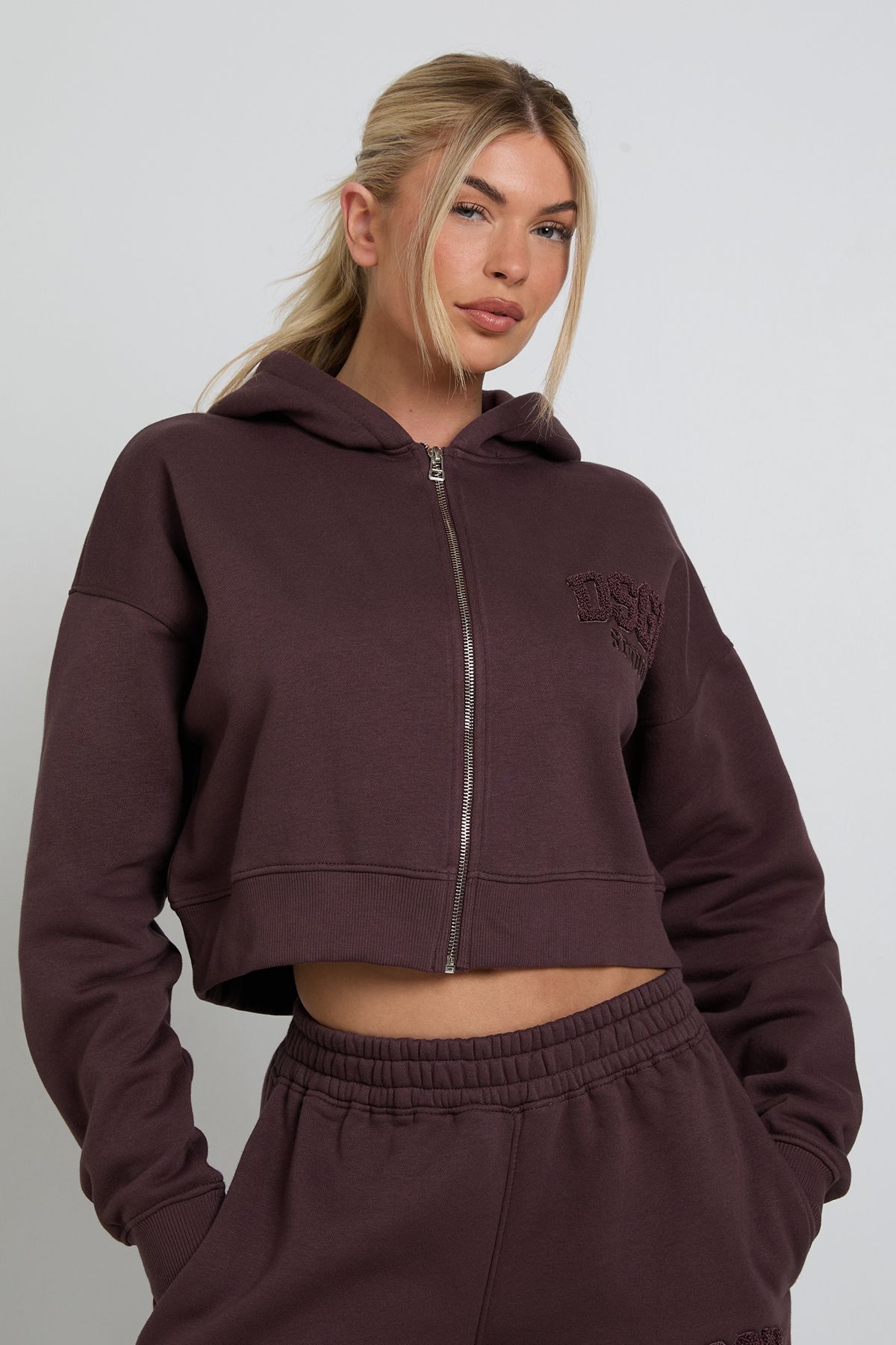 DSGN Studio DSGN Studio Towelling Applique Boxy Crop Zip Through Hoodie Chocolate