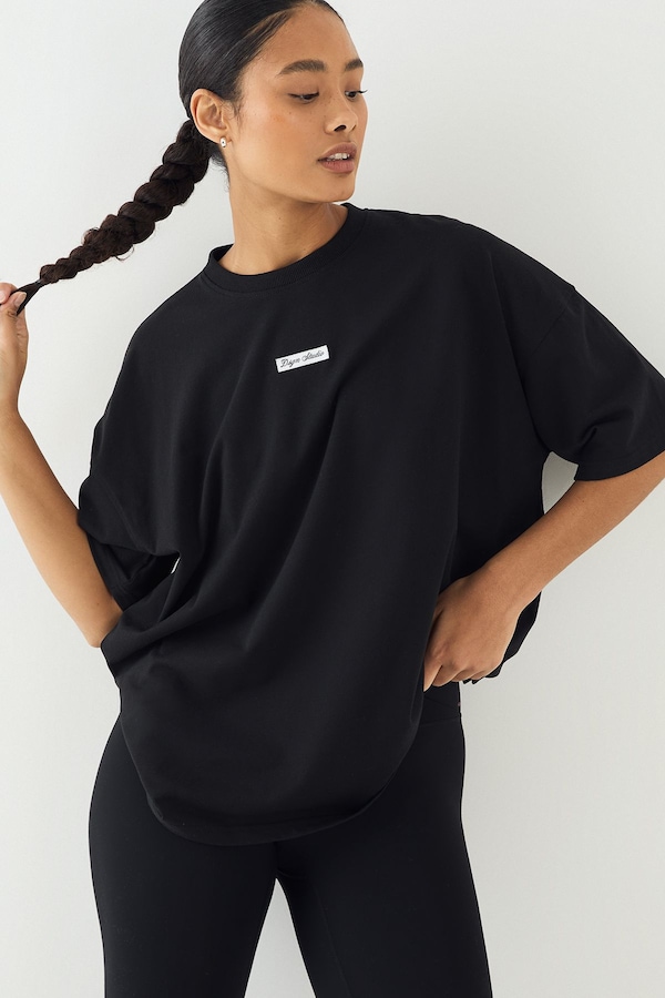 DSGN Studio DSGN Studio Script Short Sleeve T-Shirt Black