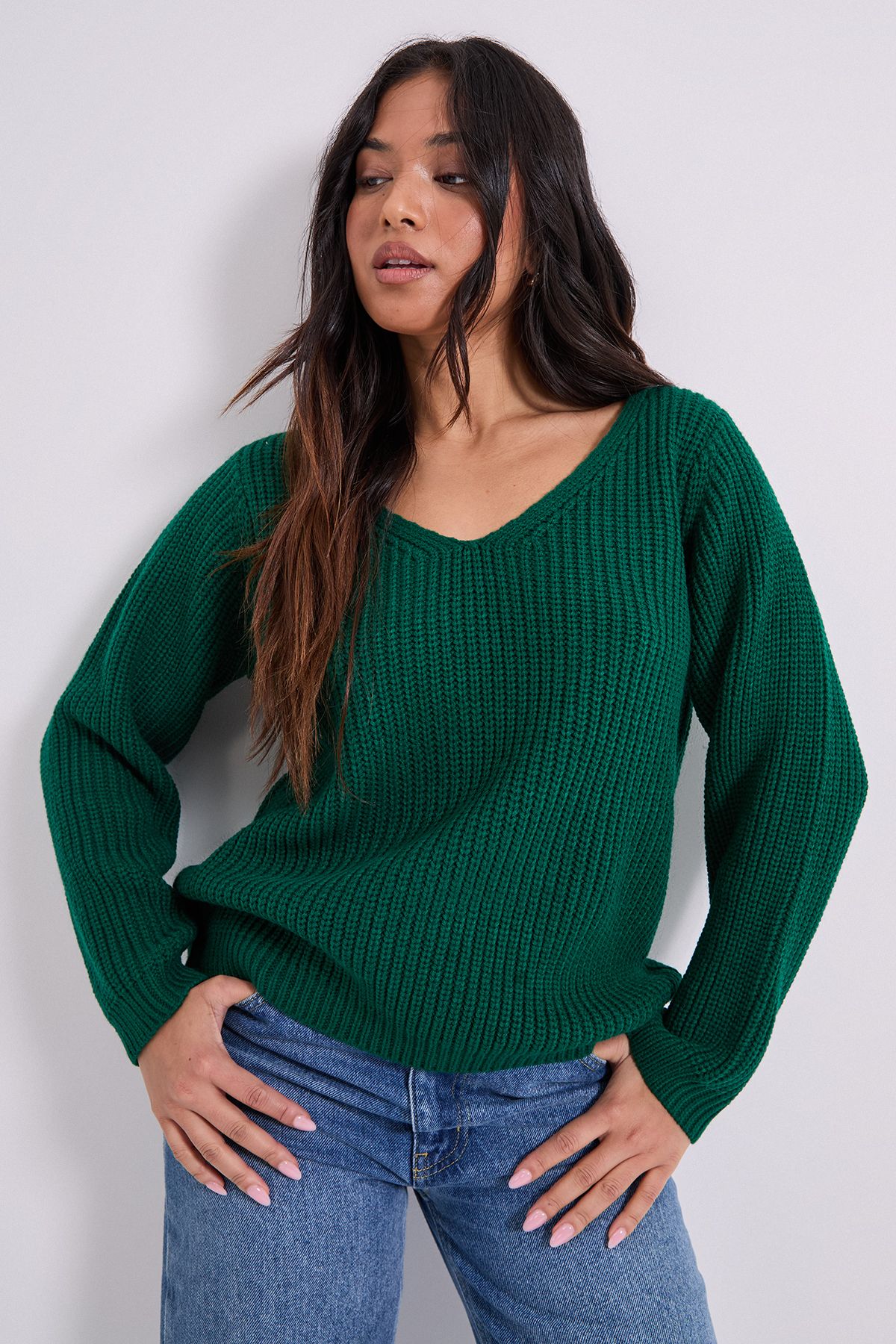 Dorothy Perkins Petite V Neck Knitted Jumper Green image 2