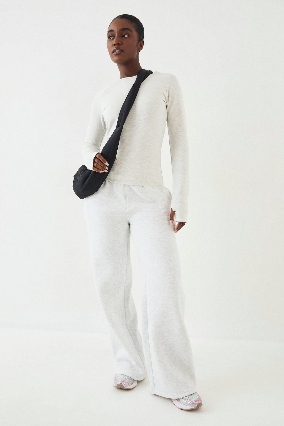 DSGN Studio DSGN Studio Ultra Sculpt Long Sleeve Top Ash Grey image 3