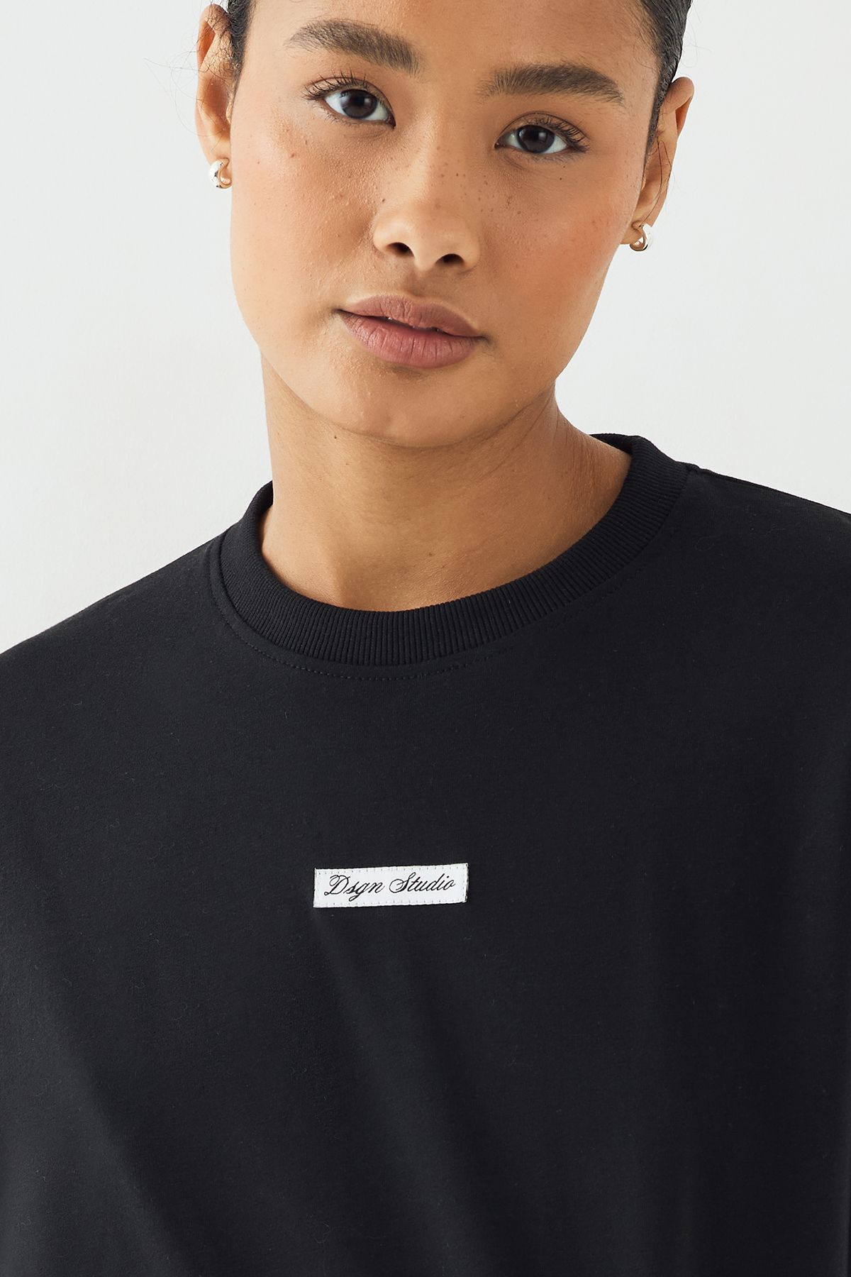 DSGN Studio DSGN Studio Script Short Sleeve T-Shirt Black image 4