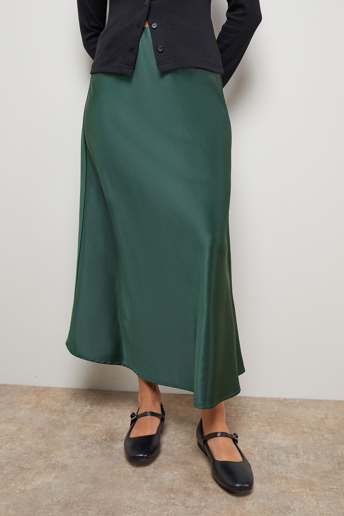 Oasis Petite Satin Bias Cut Midi Skirt Forest image 4
