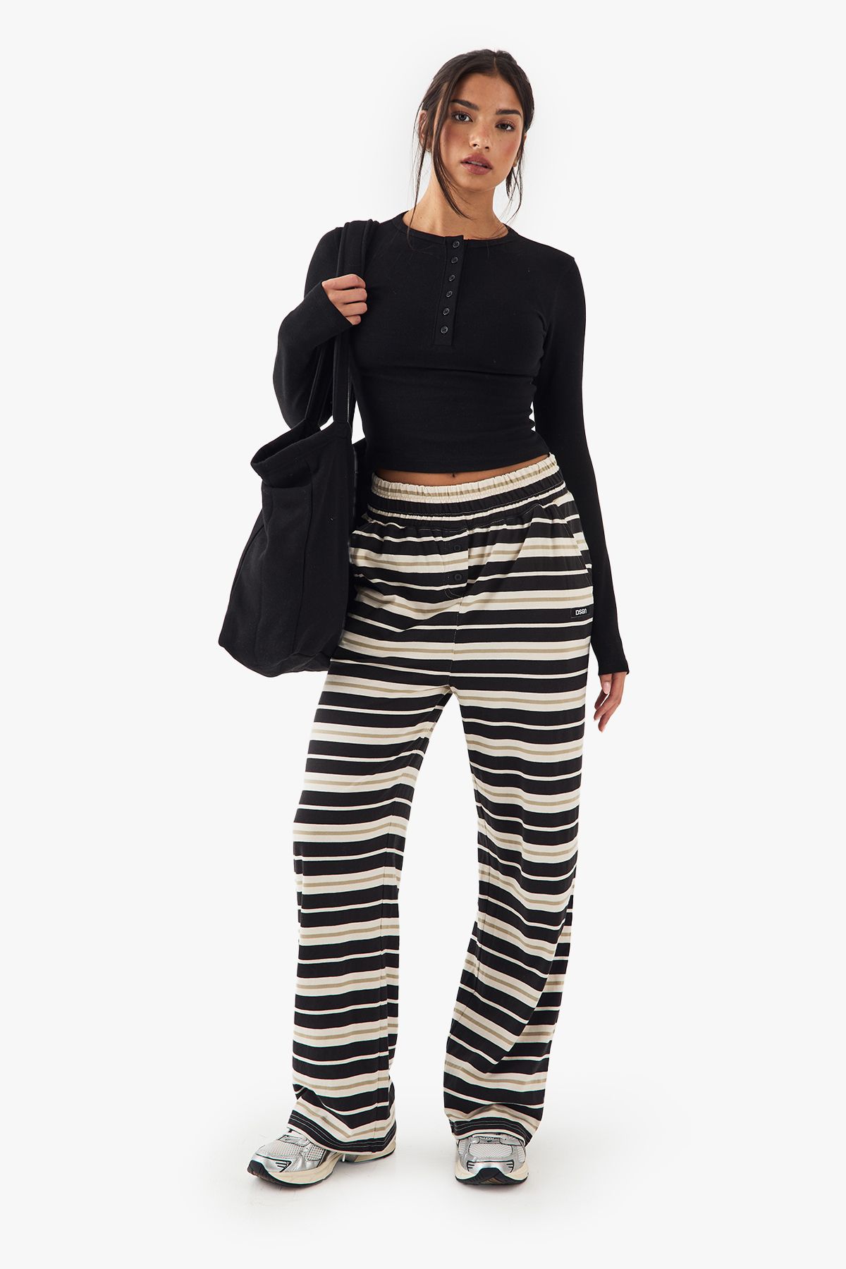 DSGN Studio DSGN Studio Button Detail Embroidered Long Sleeve Top Black image 3