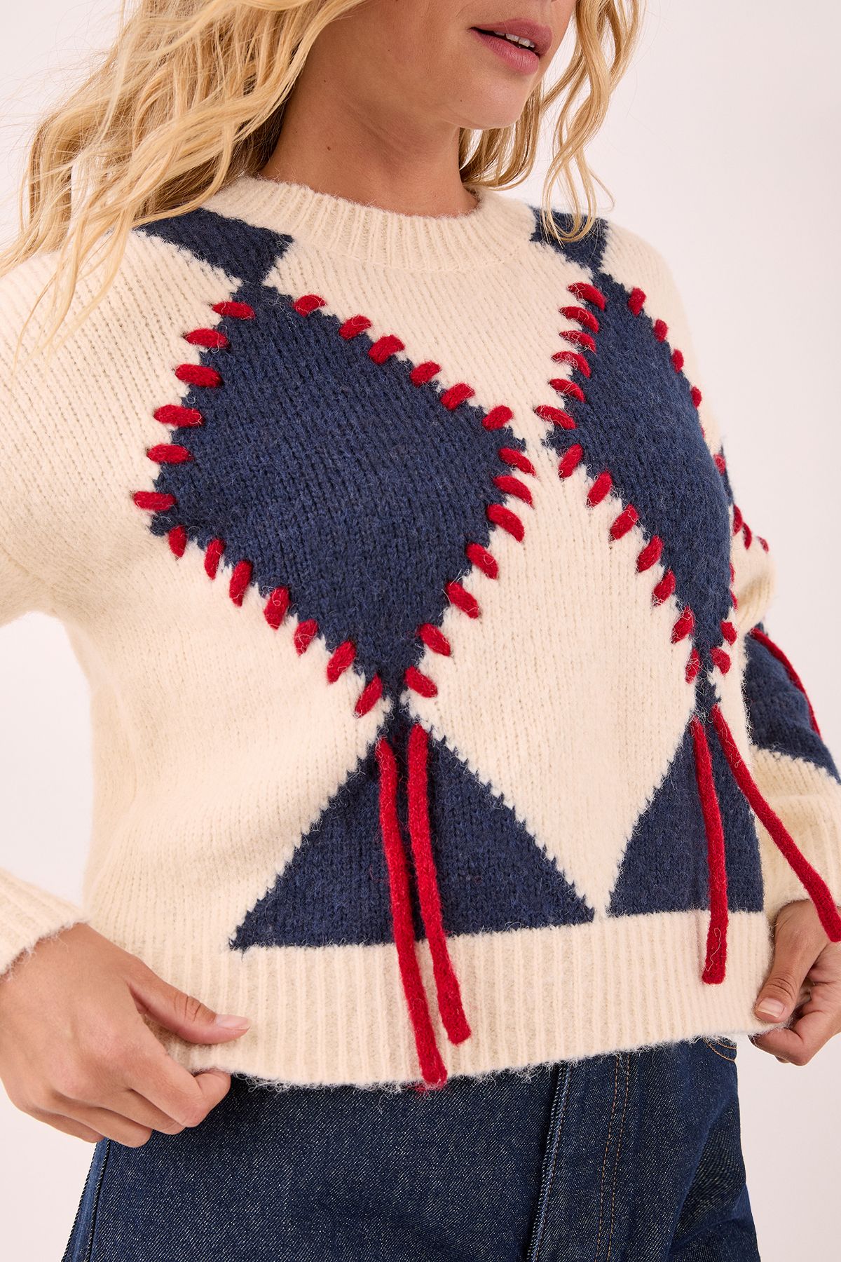 NastyGal Diamond Stitch Jumper Navy image 3