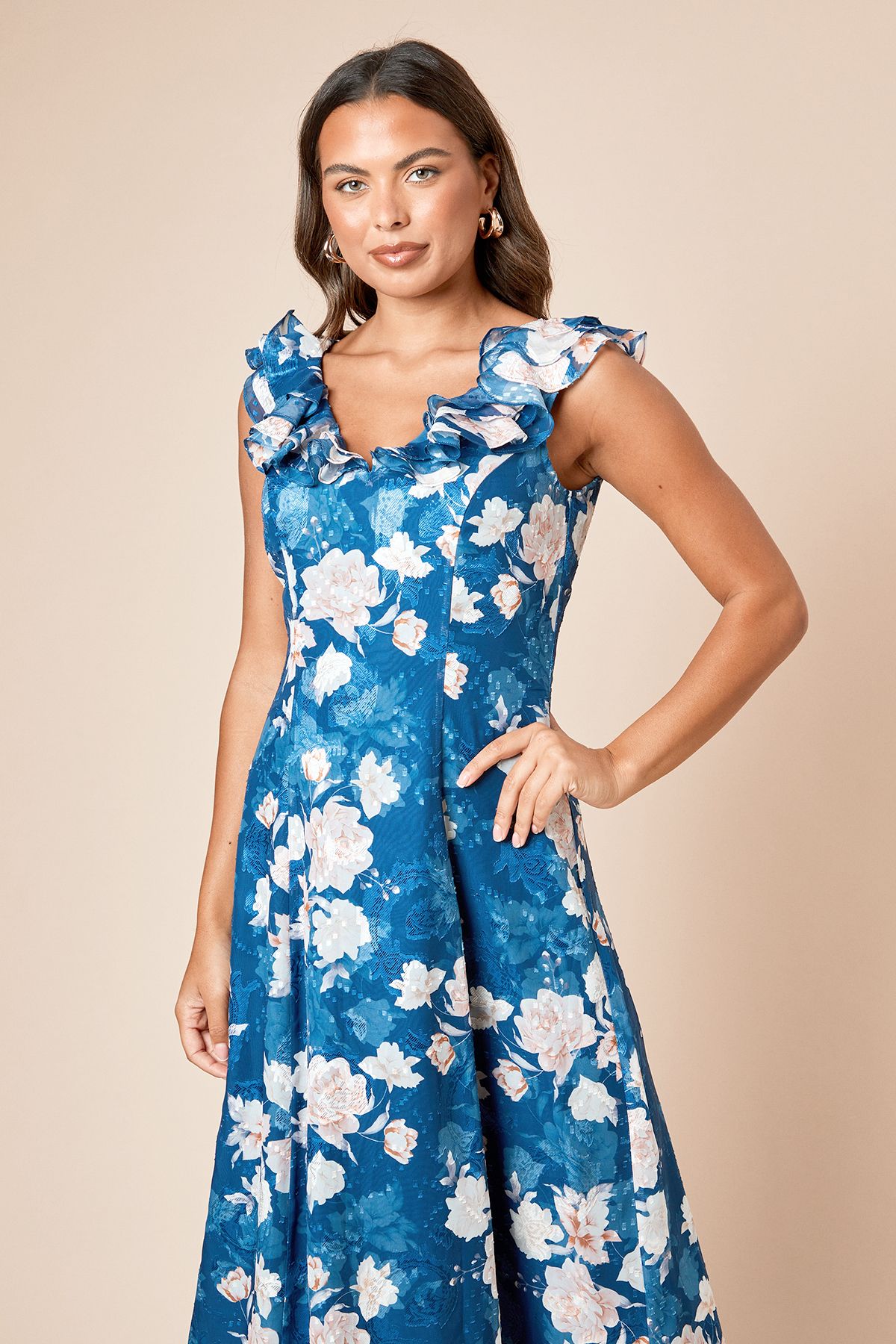 Dorothy Perkins DP Luxe Blue Floral Printed Jacquard Chiffon Ruffle Front Sleeveless Midi Dress Blue image 2