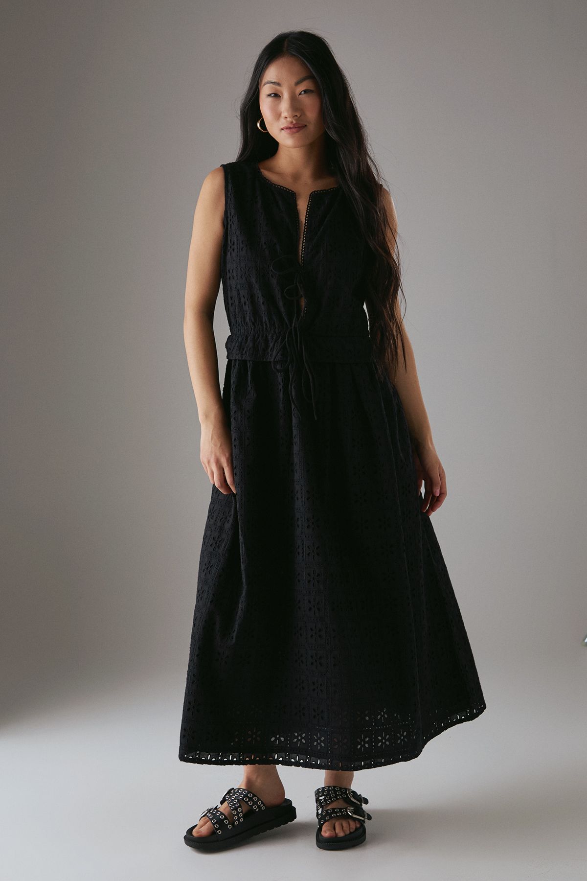 Warehouse Petite Broderie Drawstring Detail Sleeveless Midi Sundress Black image 1