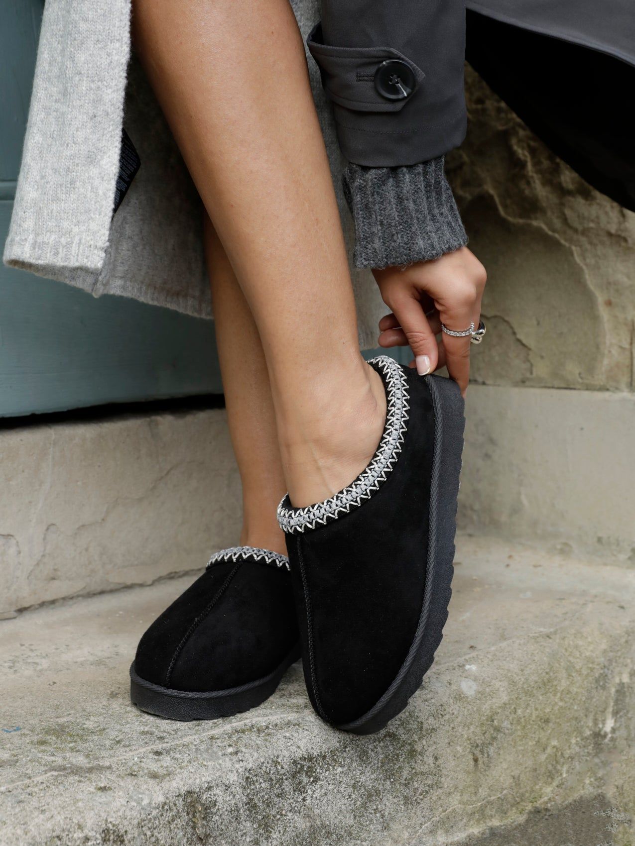 Linzi Tammy Black Suede Slipper image 2