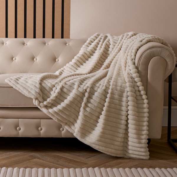 OHS Faux Fur Ribbed Fleece Throw Over Bed Blanket Winter Warm Supersoft