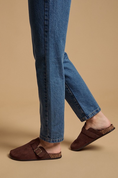 Oasis Jamie Faux Suede Closed Toe Footbed Flat Shoes Chocolate