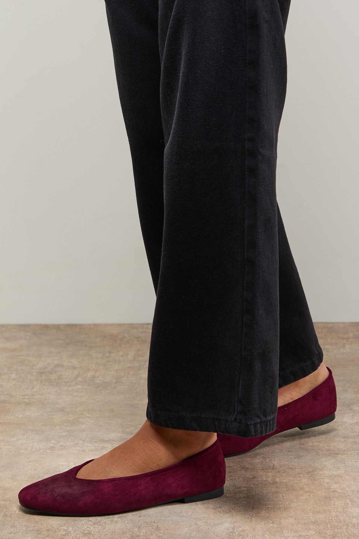 Oasis Bonnie Soft Square Toe High Vamp Ballet Pumps Wine image 1