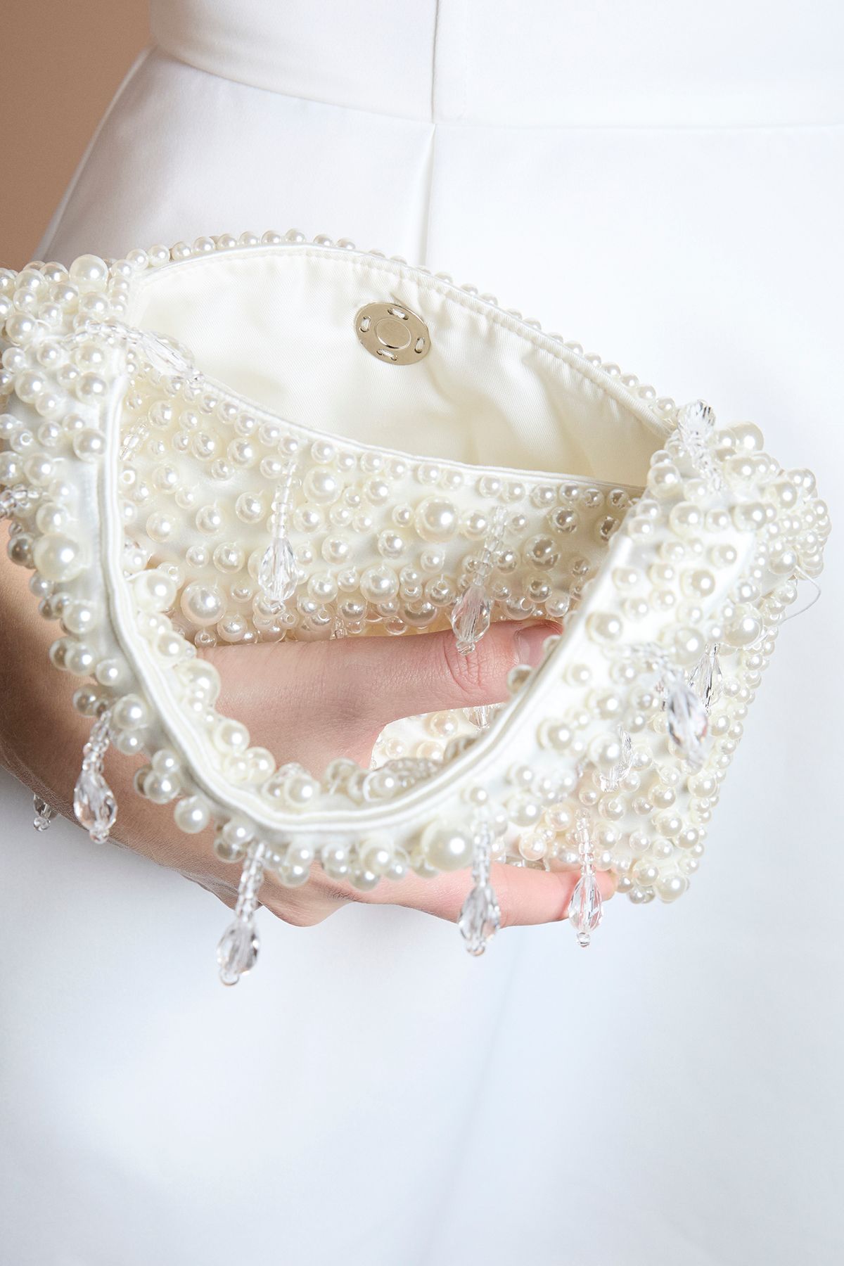 Coast Bridal Edie Pearl Detail Shaped Shoulder Bag Ivory image 3