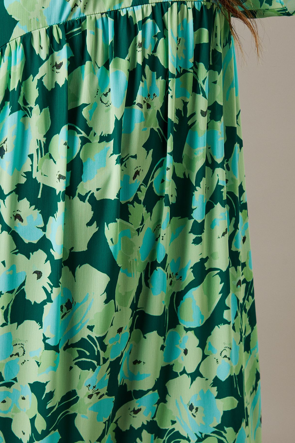 Warehouse Chiffon Tier Smock Midi Dress Floral image 5