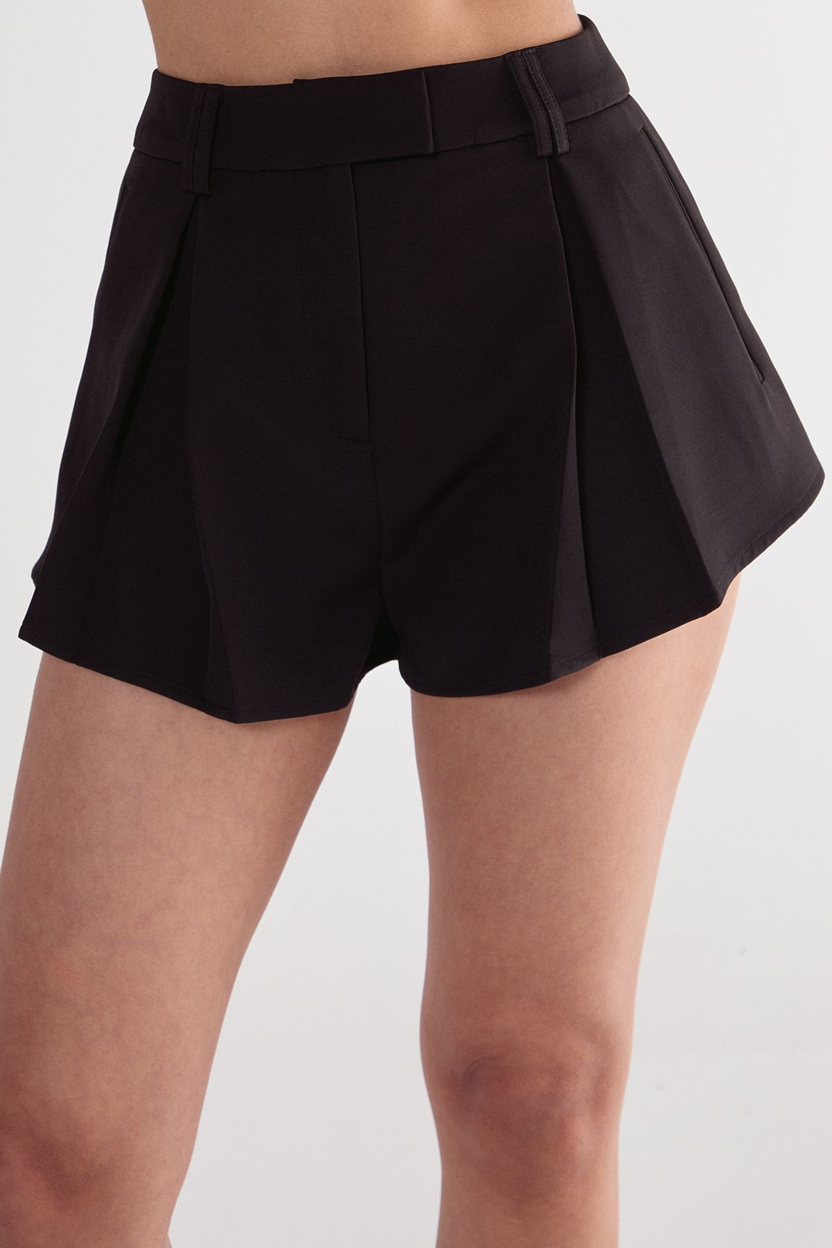 NastyGal Tailored Pleated Front Shorts Black image 3