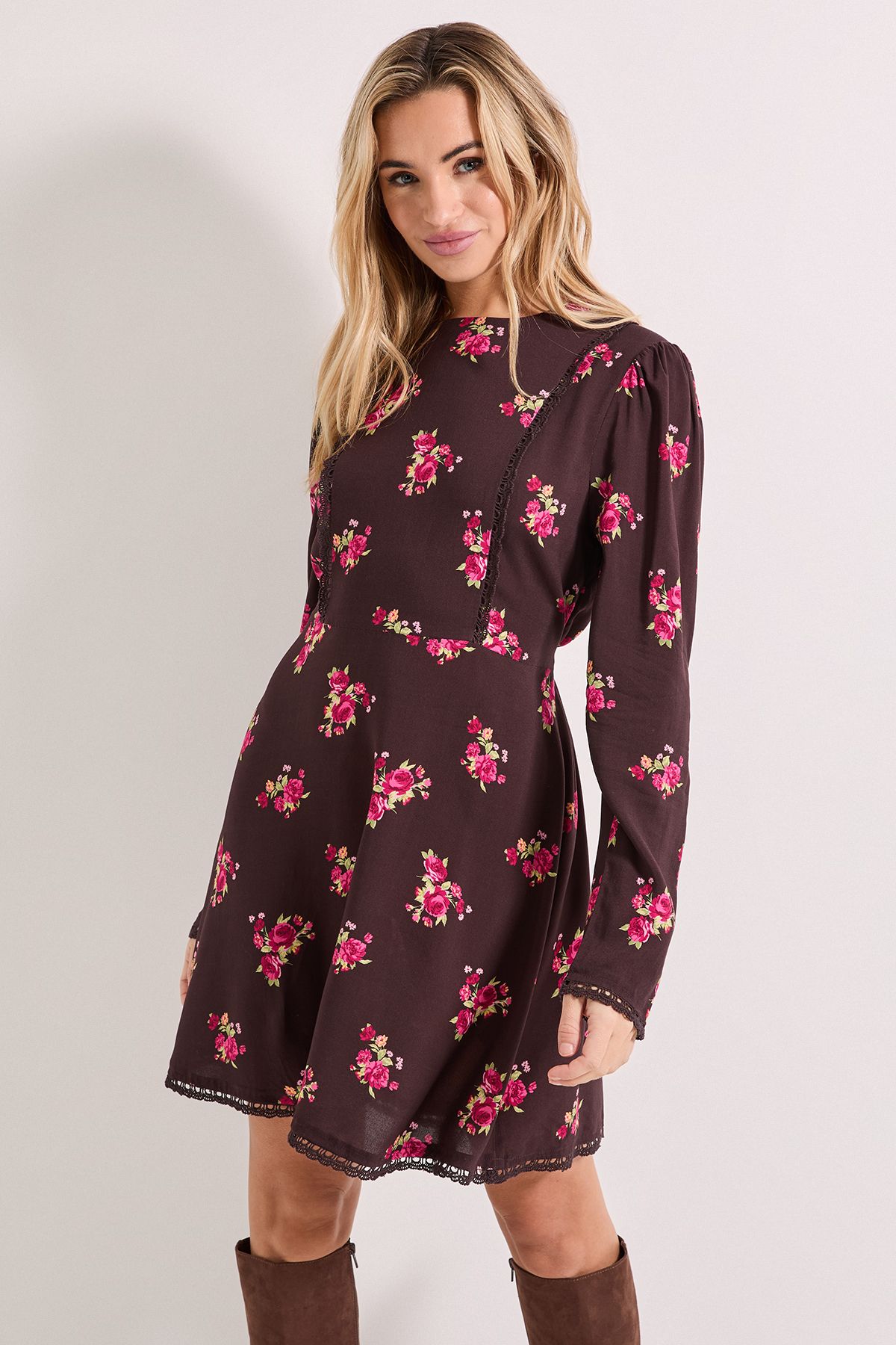 Dorothy Perkins Chocolate Ditsy Lace Trim Detail Tie Back Printed Mini Dress Chocolate