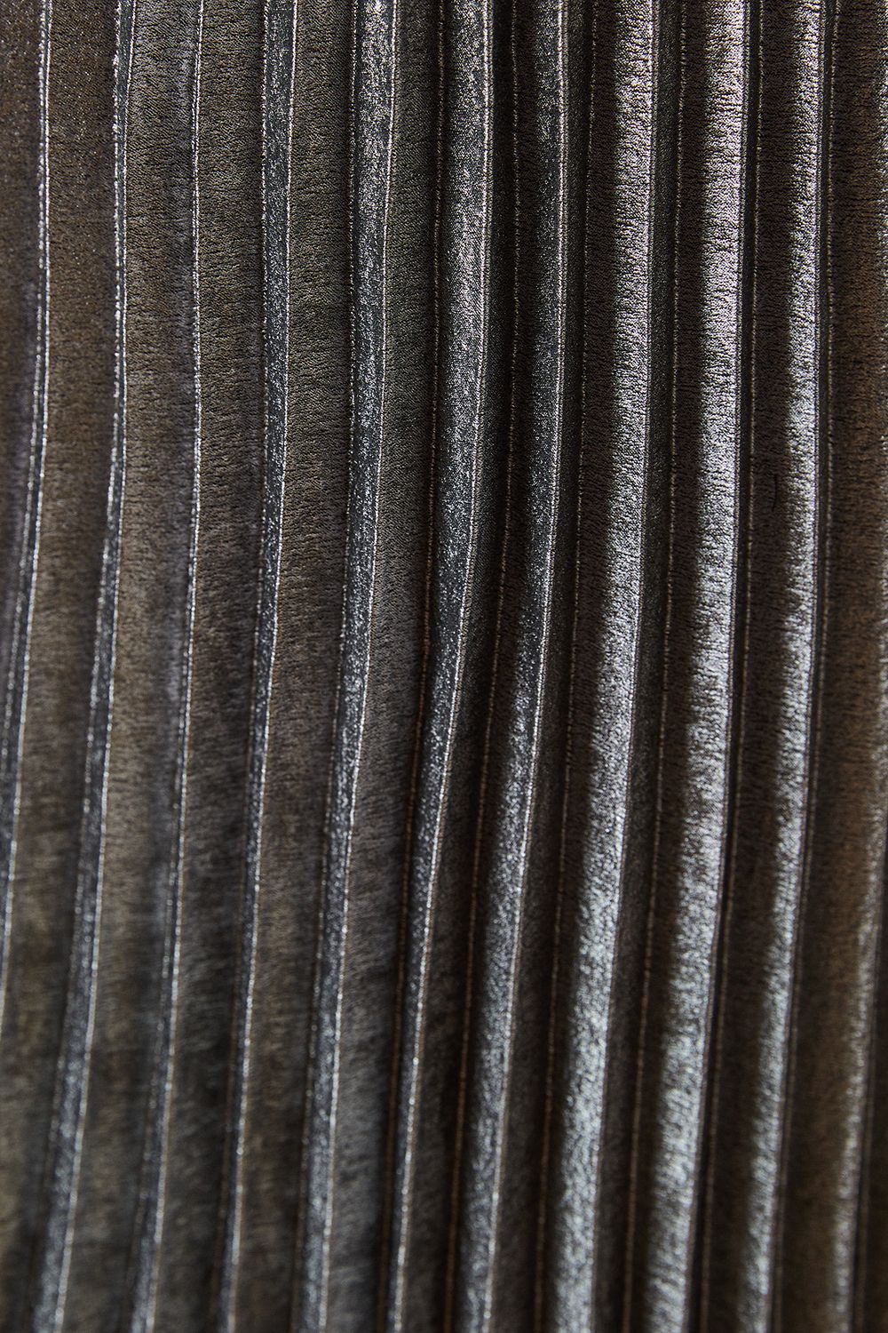 Oasis Occasion Pleated Metallic Midi Dress Silver image 5