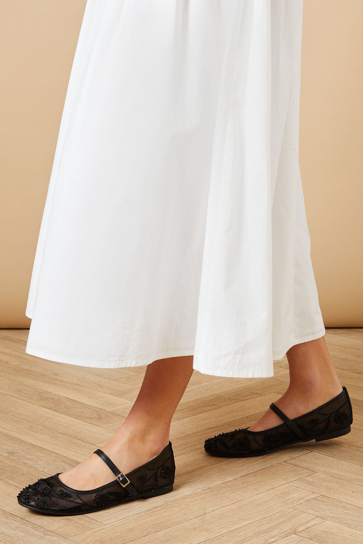 Oasis Perth Faux Leather And Mesh Embroidered Mary Jane Ballet Pumps Black image 3