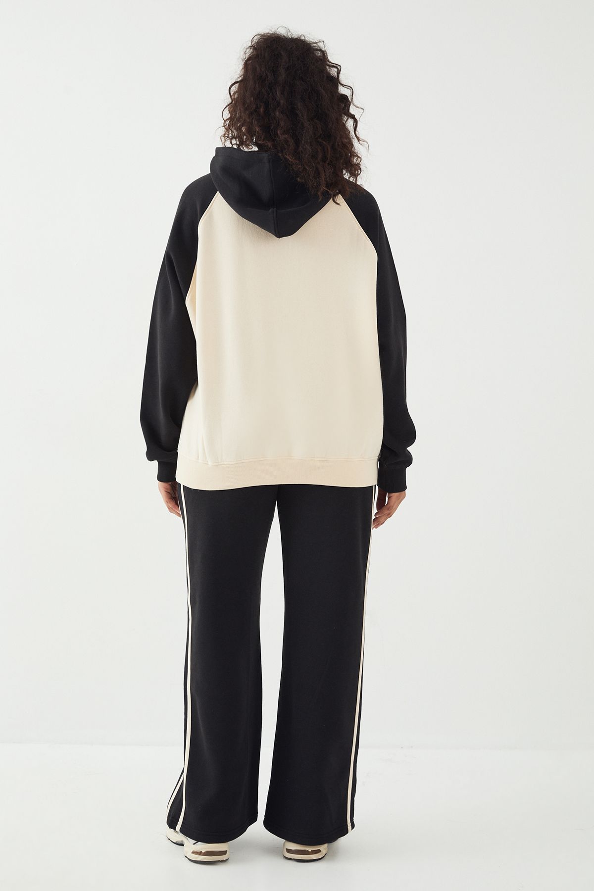 DSGN Studio DSGN Studio Side Stripe Straight Leg Jogger Black image 2