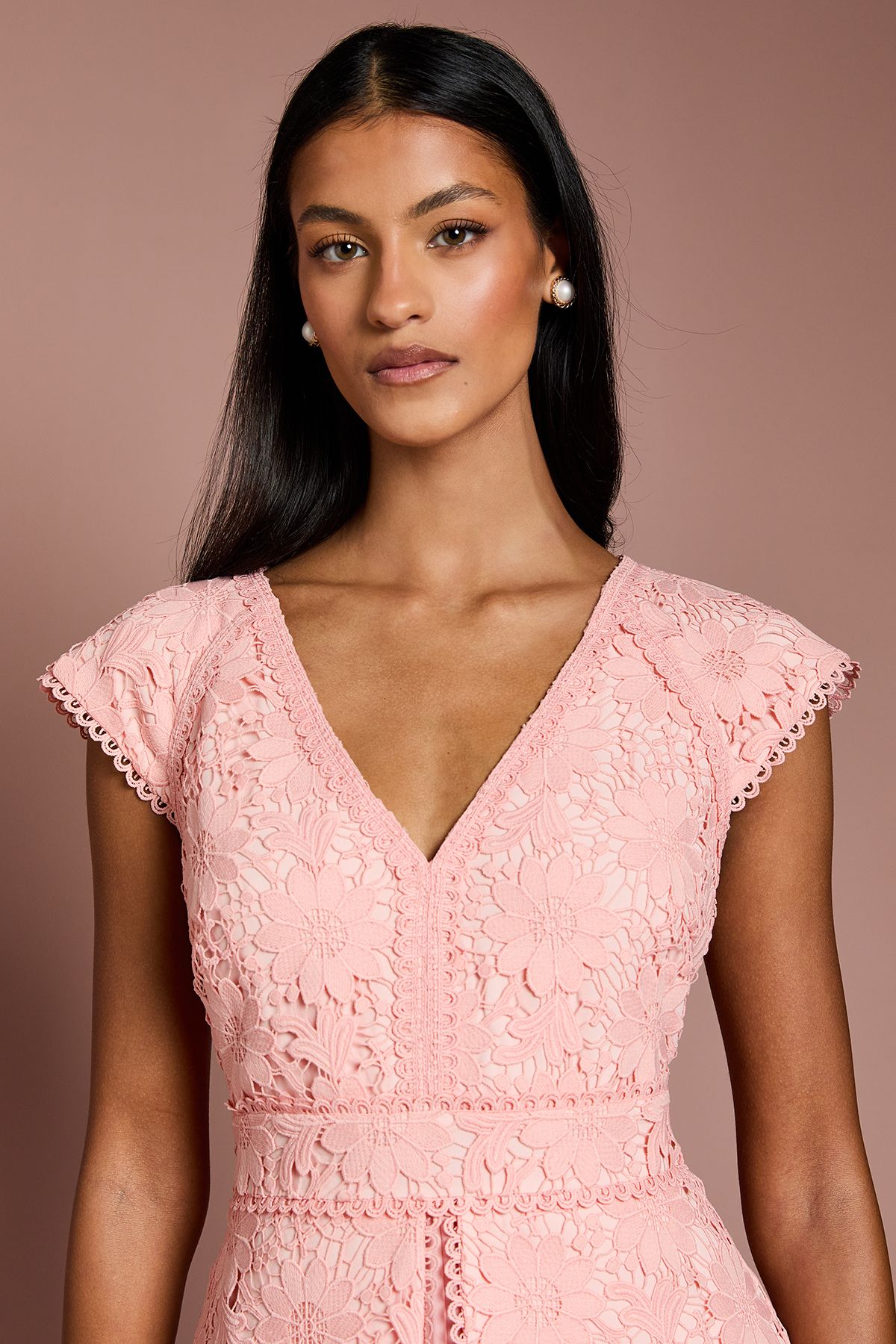 Coast Petite V Neck Lace Bodice Peplum Midi Dress Blush image 4