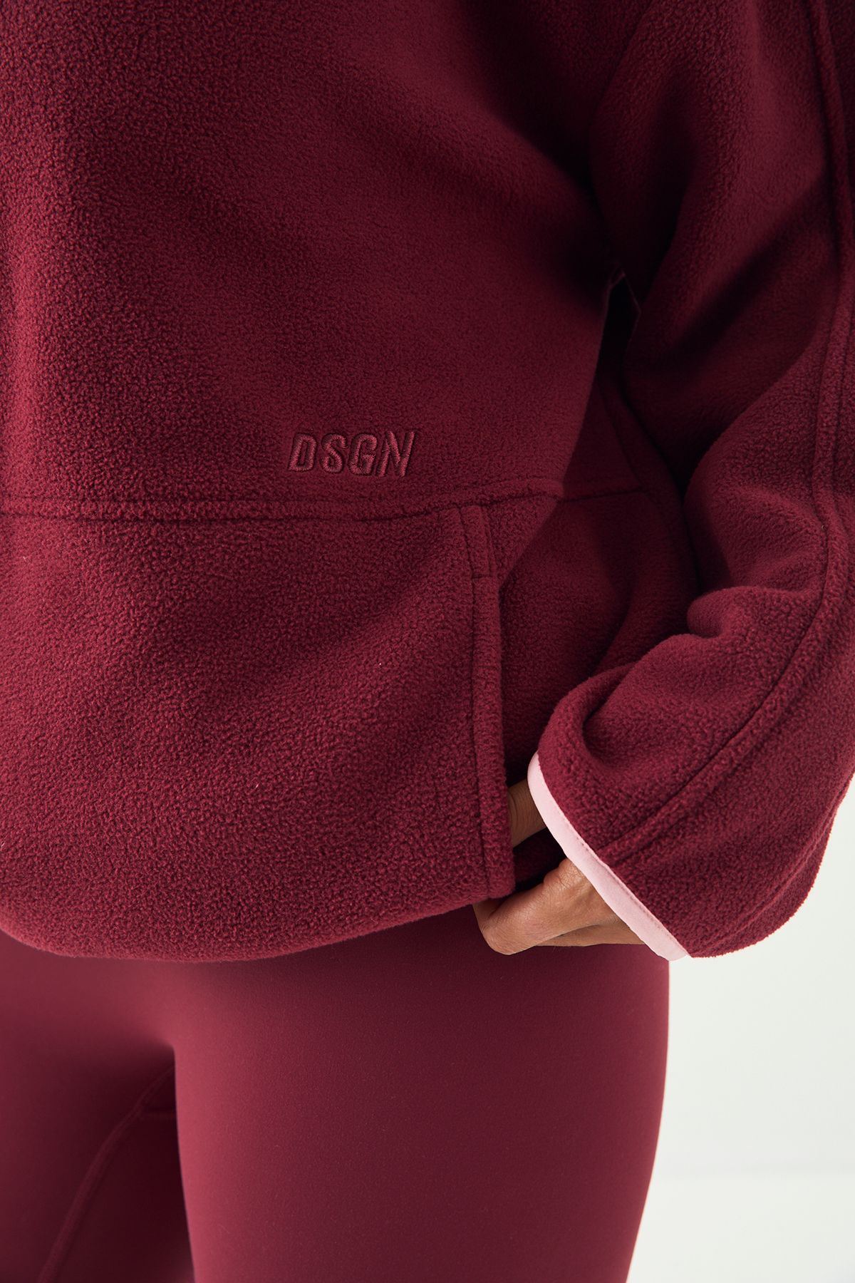 DSGN Studio DSGN Studio Sport Polar Fleece Contrast Binding Jacket Burgundy image 4