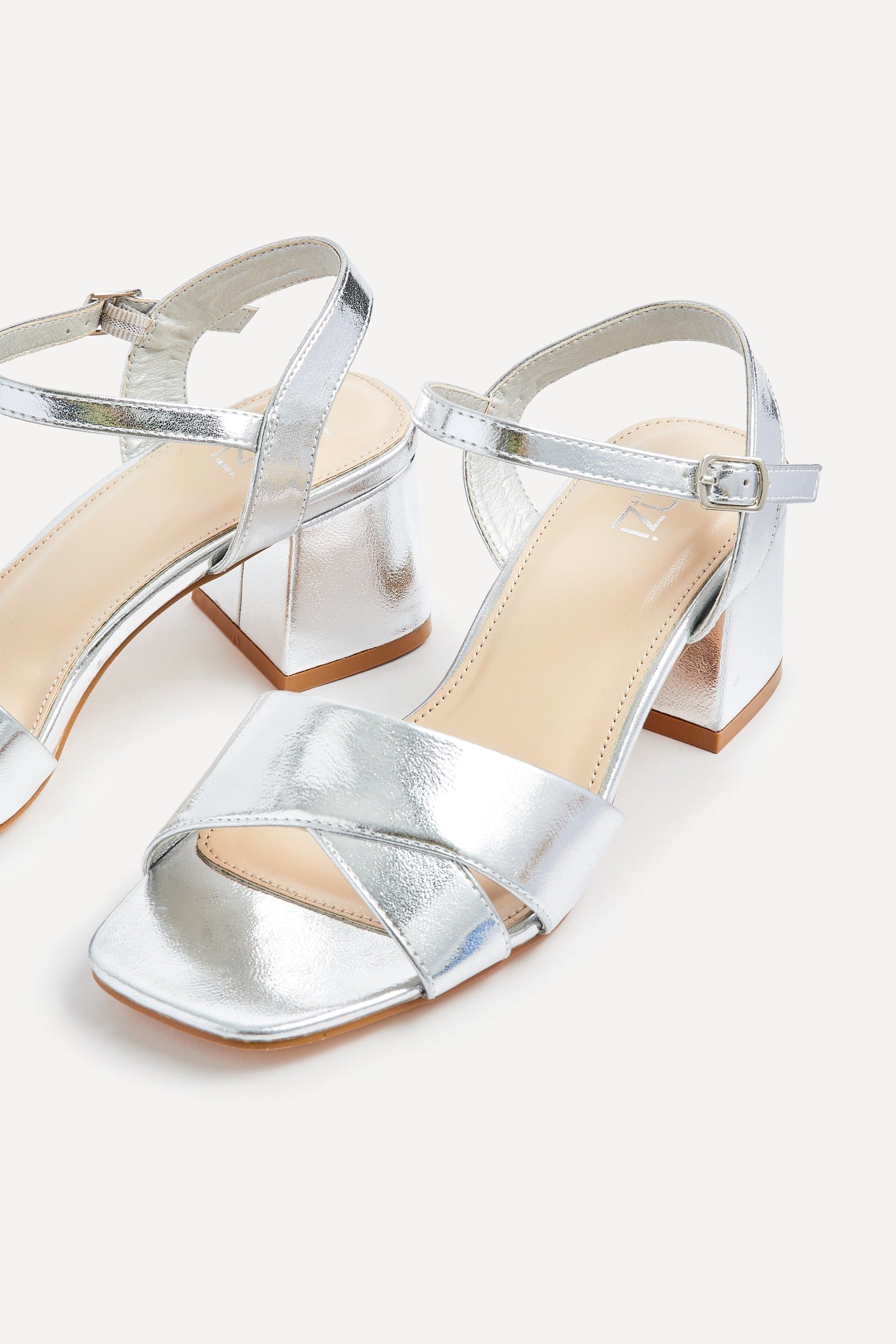 Linzi Vivian Wide Fit Silver Block Heel Sandals image 4