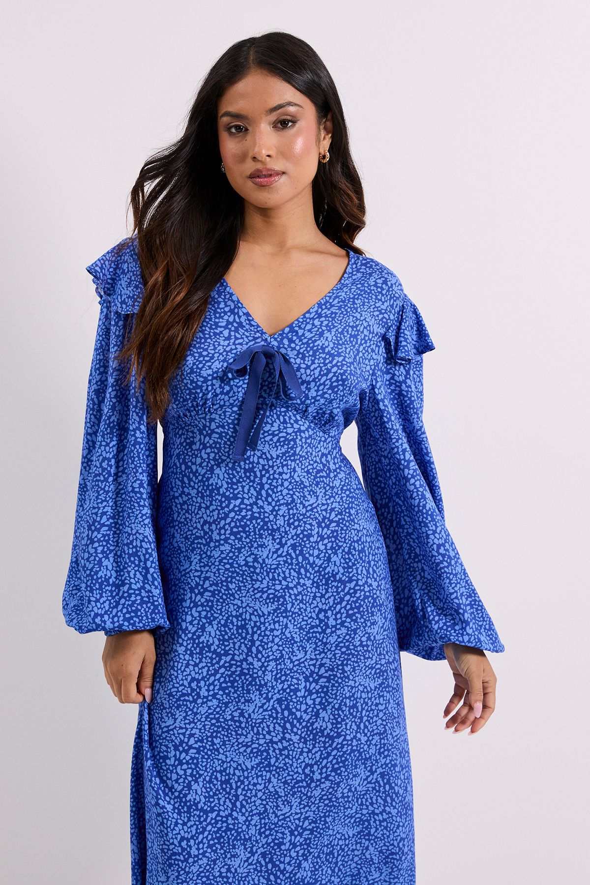 Dorothy Perkins Petite Blue Animal Contrast Bow Detail Frill Printed Midaxi Dress Animal image 2