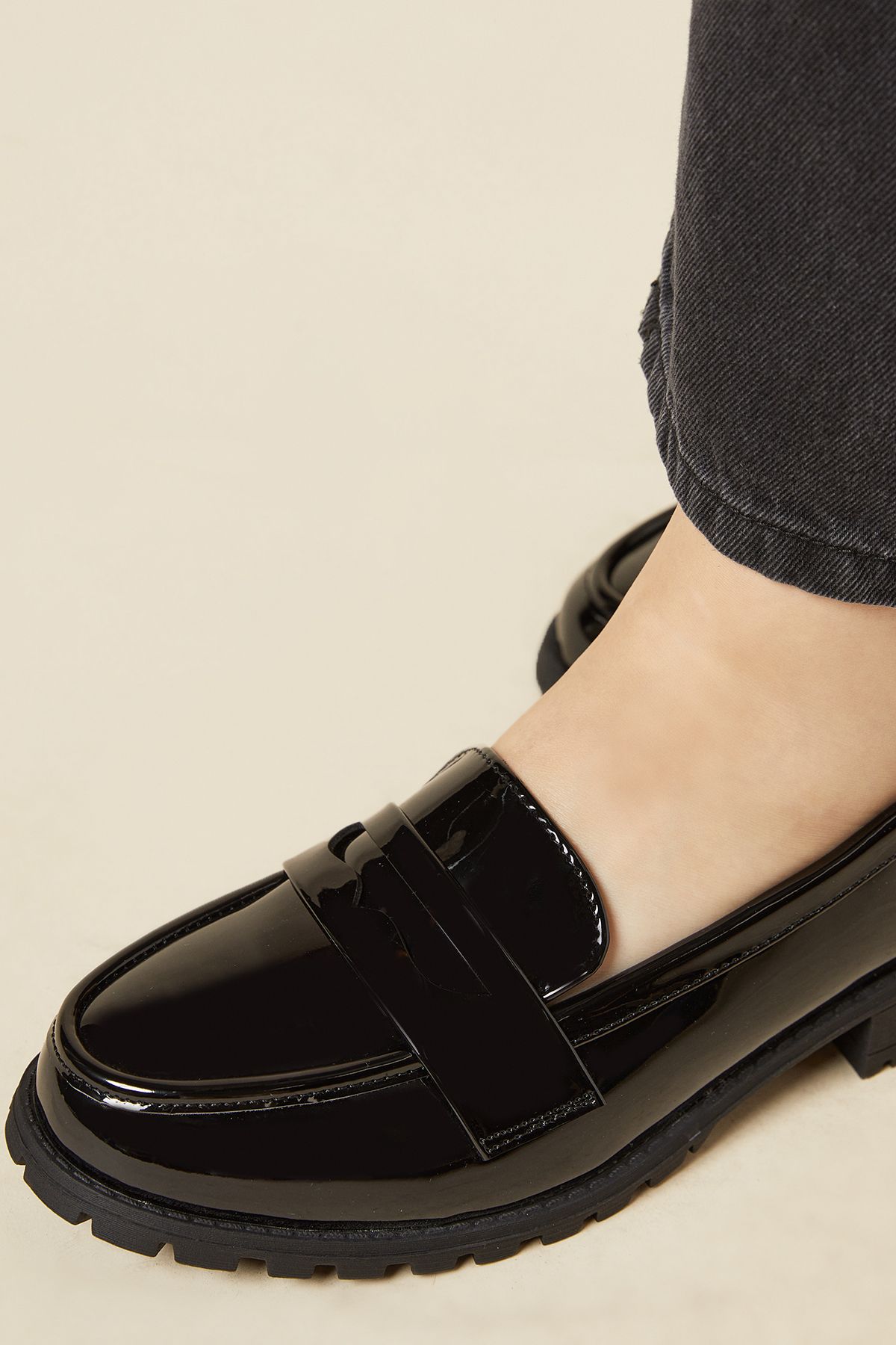 Dorothy Perkins Wide Fit Leoni Chunky Loafers True Black image 3