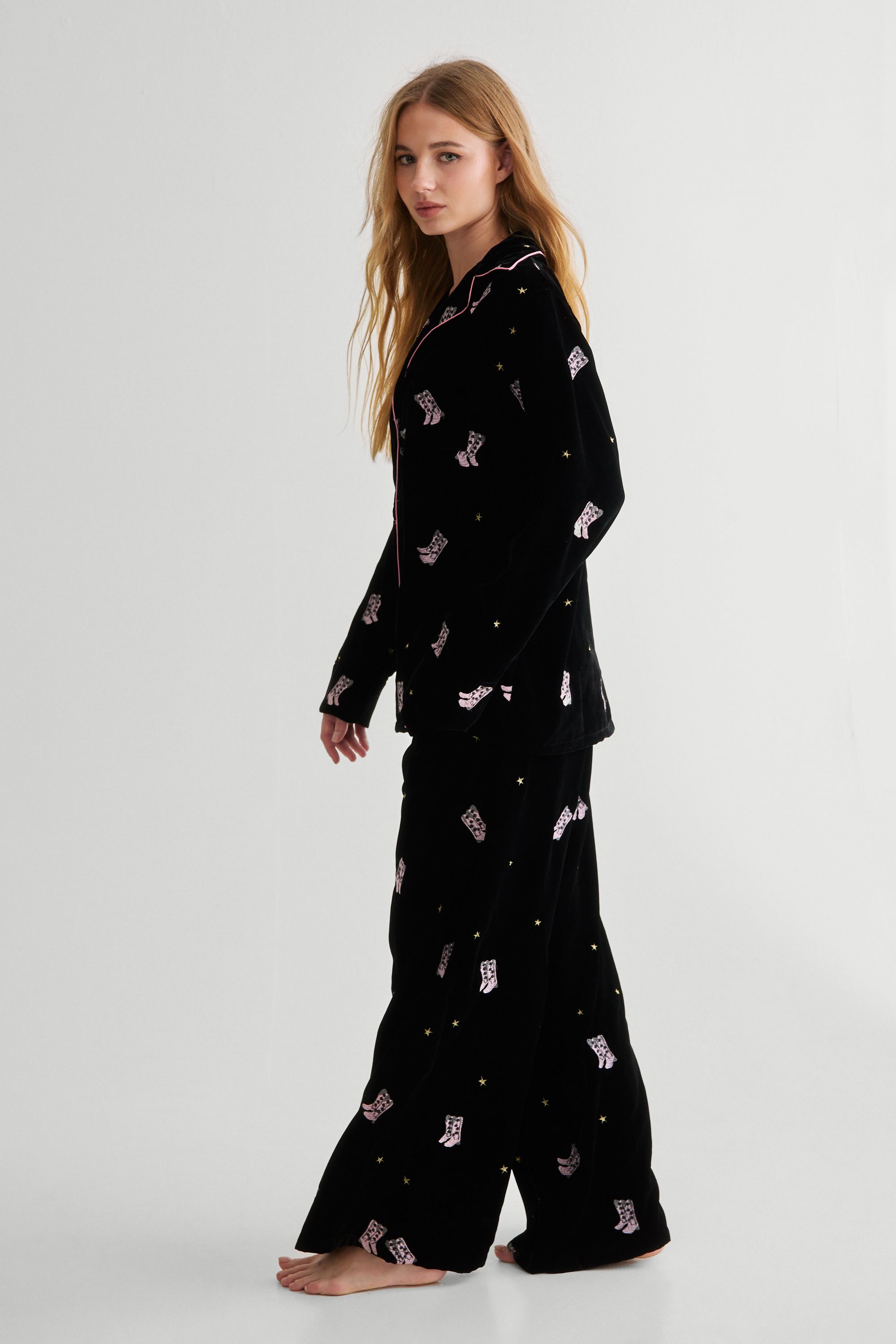 NastyGal Velvet Embroidered Cowboy Boot & Star 3pc Trouser Set Black image 3