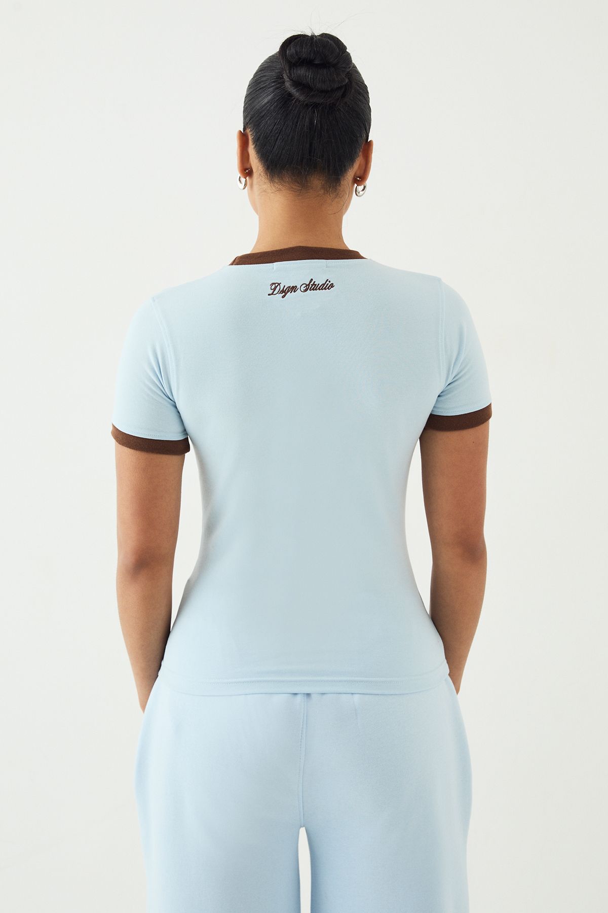 DSGN Studio DSGN Studio Contrast Fitted T-Shirt Light Blue image 2