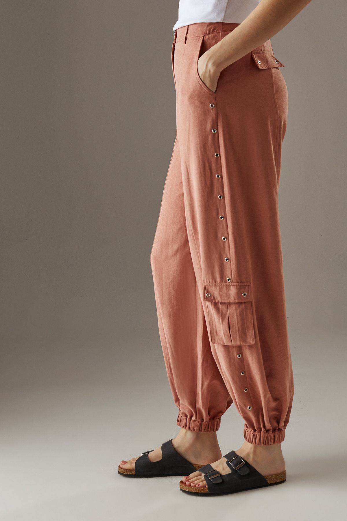Warehouse Peach Satin Utility Eyelet Detail Cuffed Trousers Rust image 4