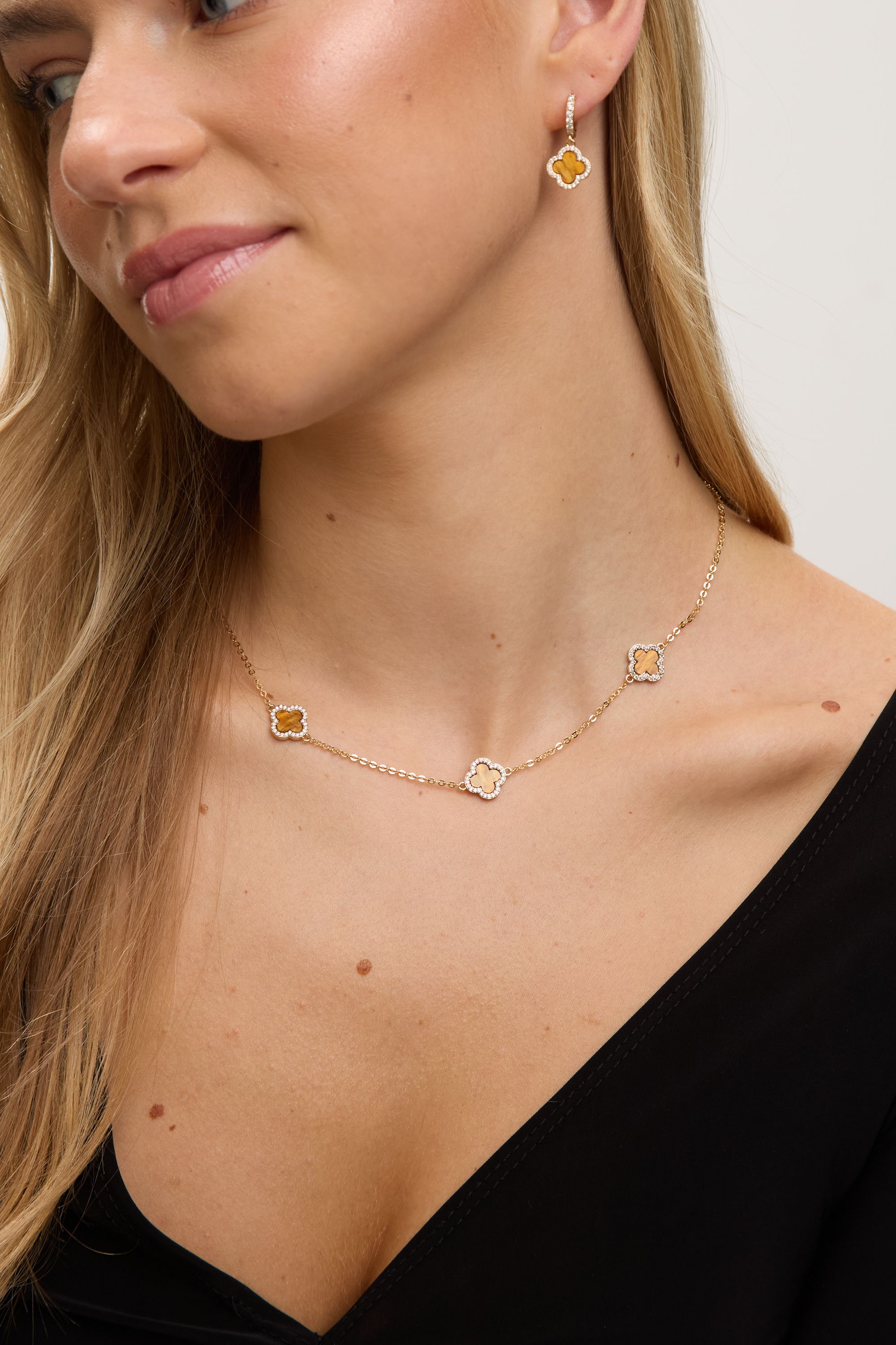 Jon Richard Gold Plated Tigers Eye Station Clover Necklace image 4