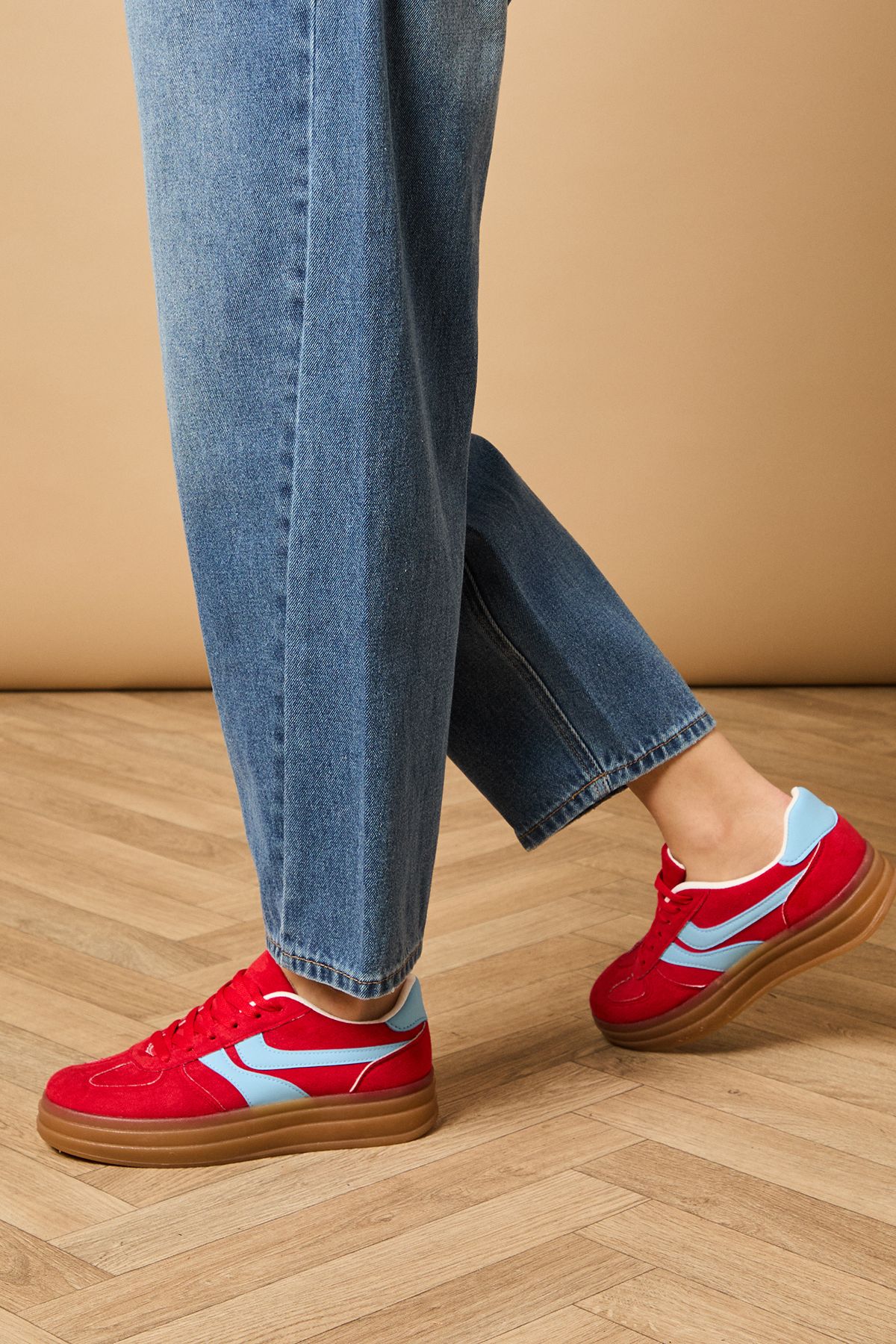 Oasis Boomer Faux Suede Platform Contrast Stripes Lace Up Trainers Red image 3