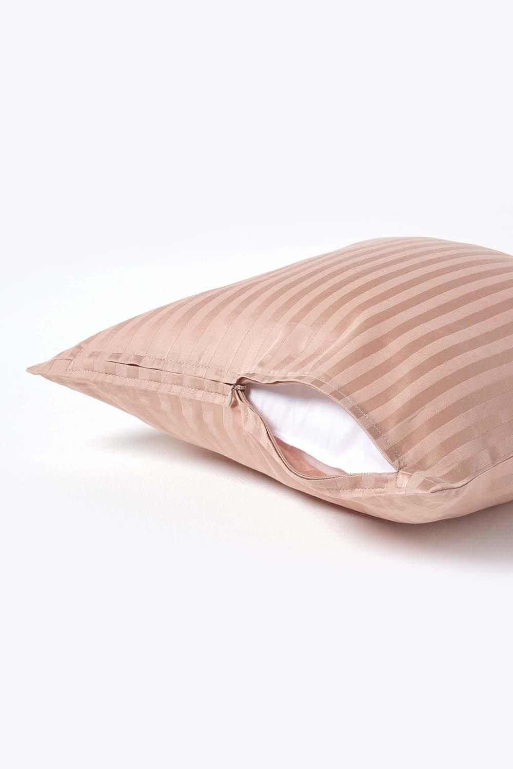 Homescapes Continental Egyptian Cotton Pillowcase 330 TC, 40 x 40 cm image 3