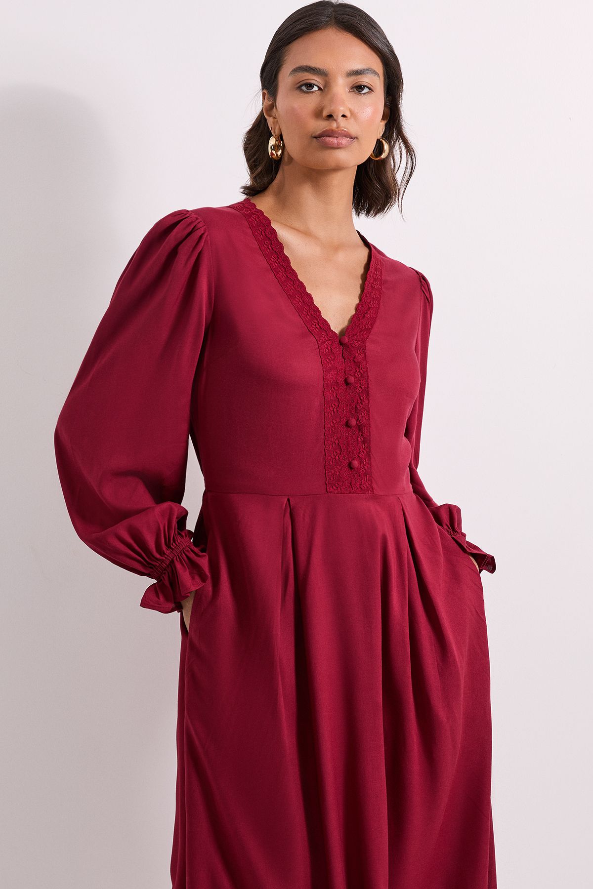 Dorothy Perkins Lace Trim Blouson Sleeve Midi Dress Burgundy image 2