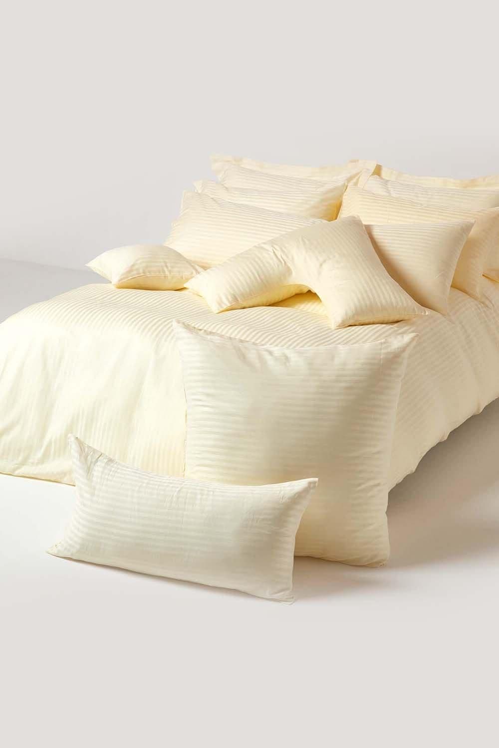 Homescapes Egyptian Cotton Super Soft V Shaped Pillowcase 330 TC image 5