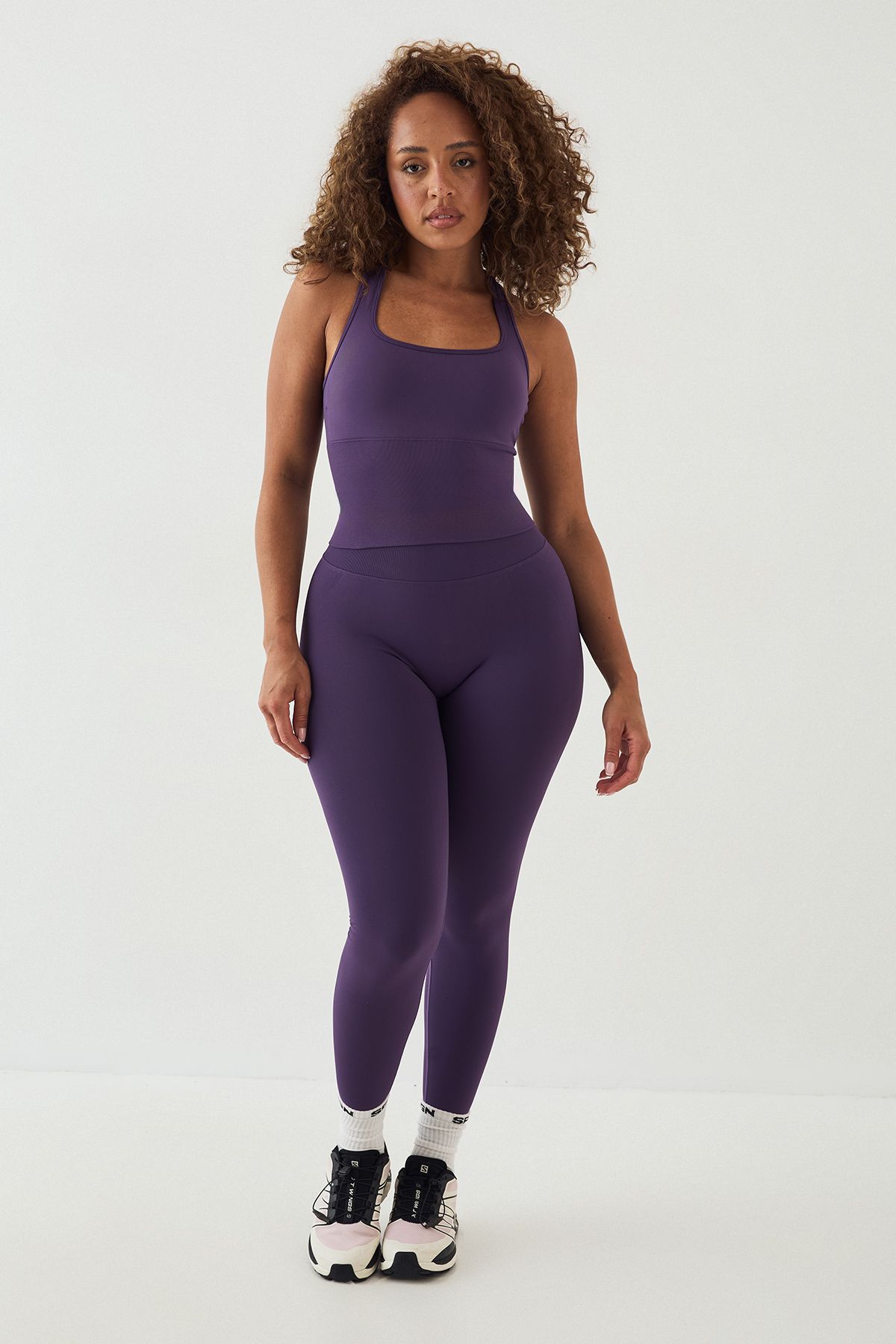 DSGN Studio DSGN Studio Sport Ultra Contour Seamless Scrunch Bum Legging Blackcurrant image 5