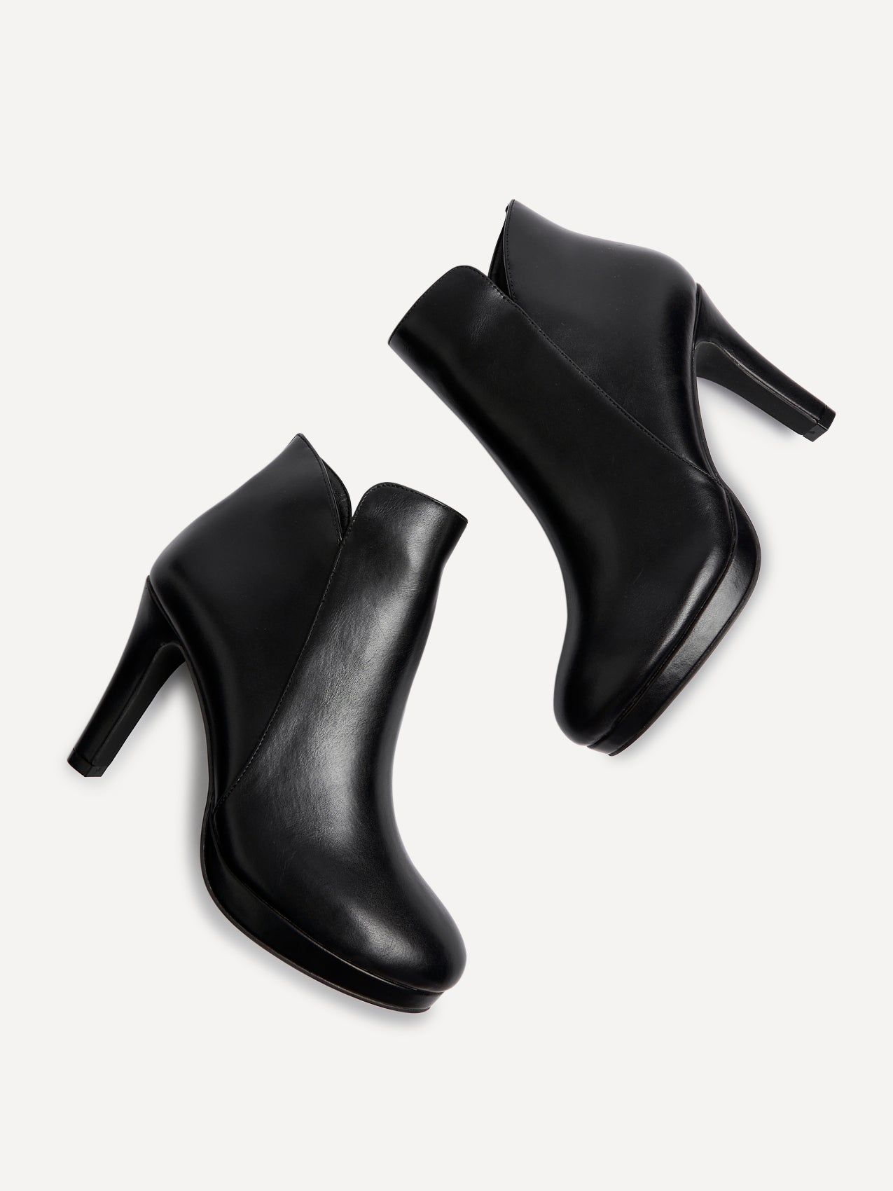 Linzi Layara Black Faux Leather Small Platform Ankle Boot image 4