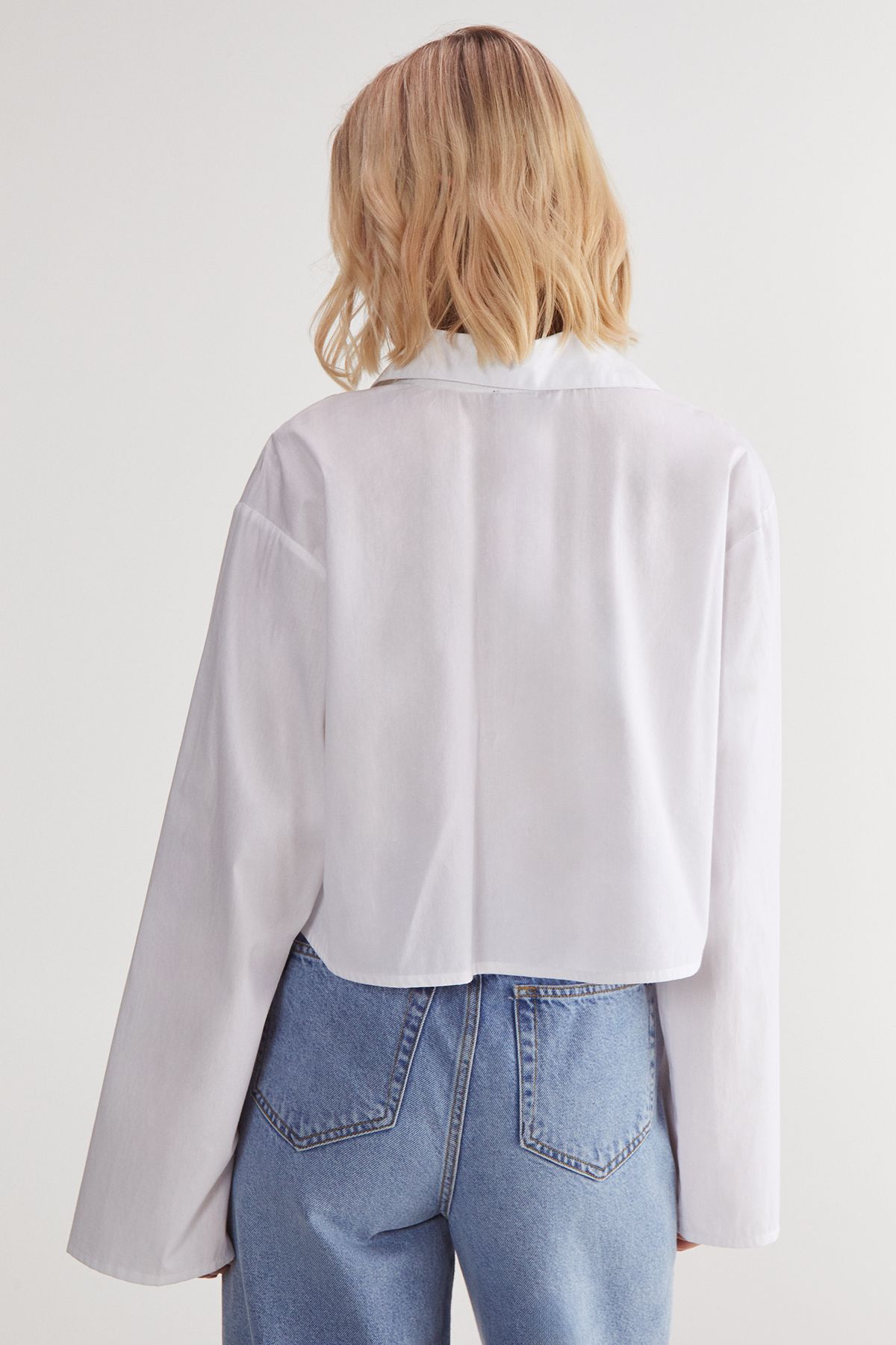 NastyGal Cotton Tie Front Collared Wide Cuff Shirt White image 4