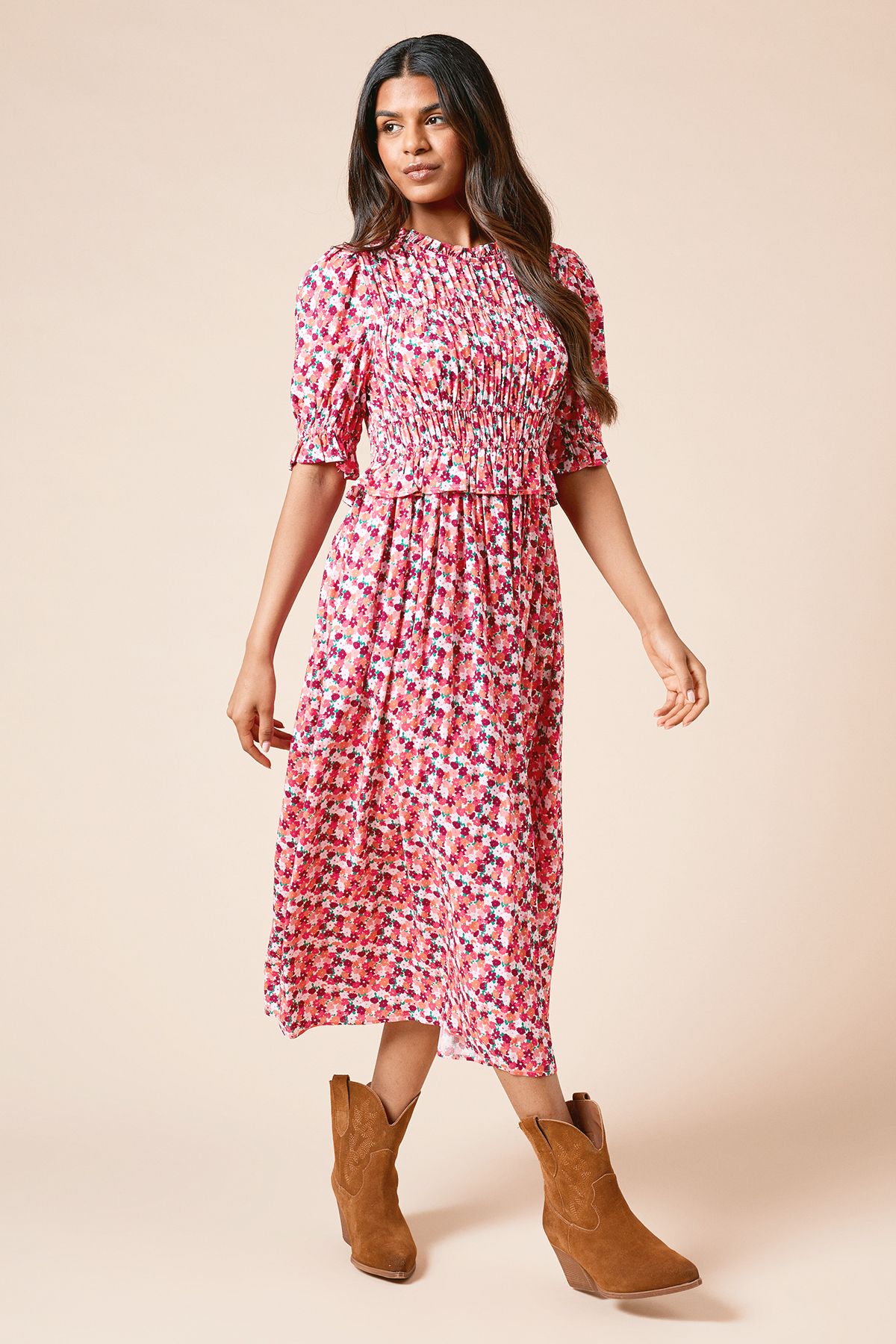 Dorothy Perkins Petite Floral Shirred Bodice Puff Sleeve Midi Dress Pink image 1