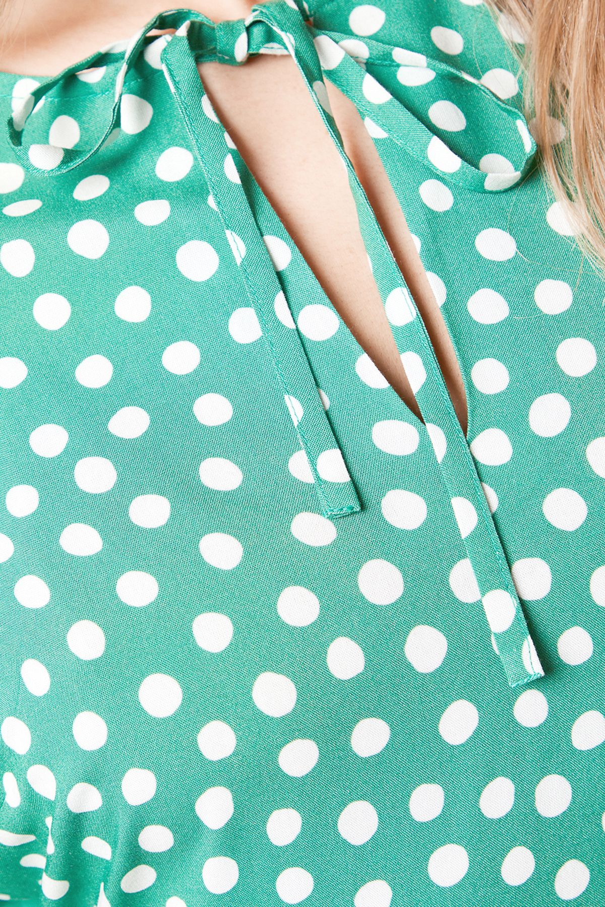 Dorothy Perkins Green Spot Tie Front Puff Sleeve Mini Dress Green image 5