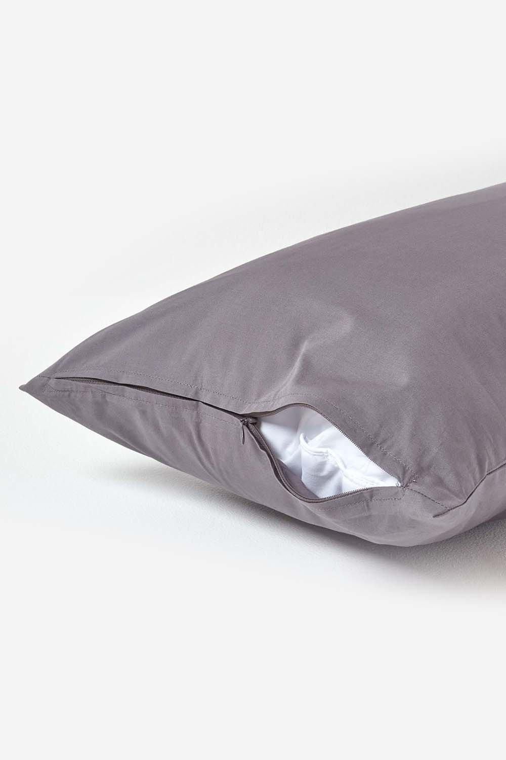 Homescapes Continental Egyptian Cotton Pillowcase 200 TC, 40 x 80 cm image 3