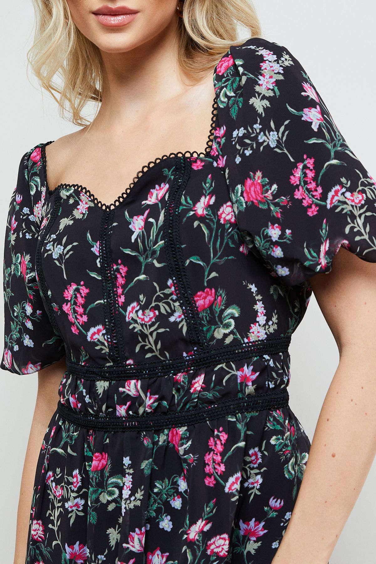 Oasis Lace Trim Puff Sleeve Midaxi Dress Black image 5