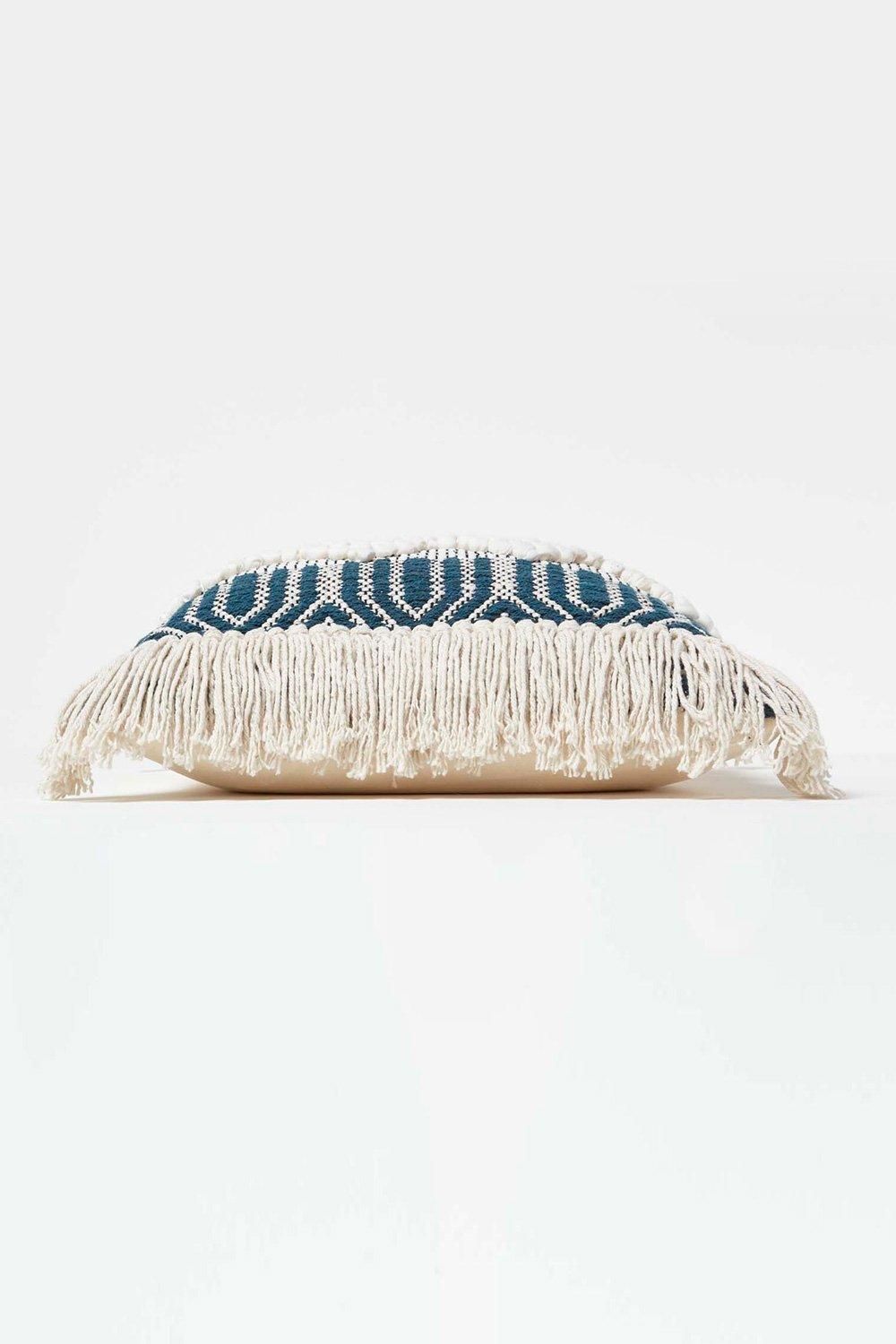 Homescapes Safi Handwoven Fringed Navy & Cream Kilim Cushion image 4