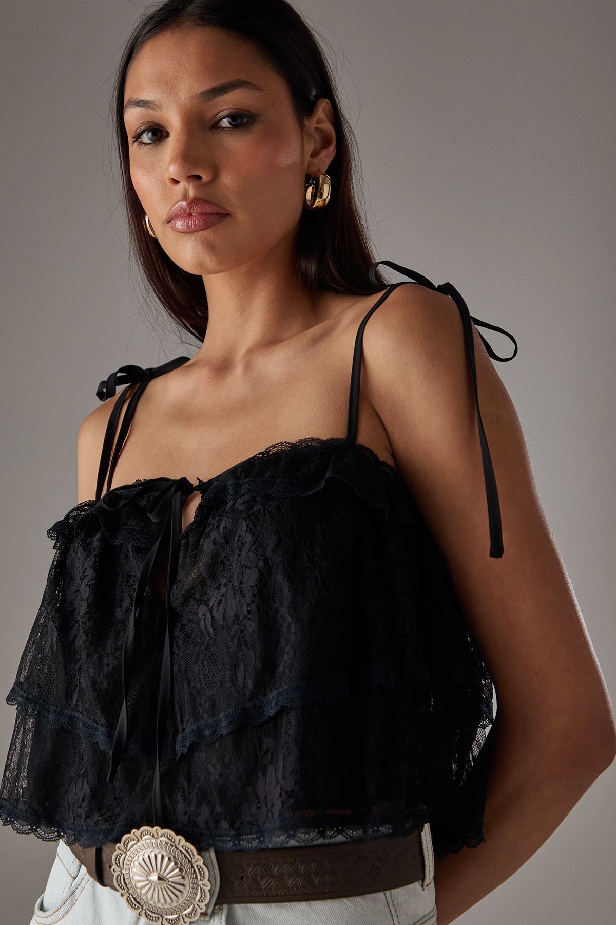 Warehouse Bohemian Lace Strappy Cropped Cami Top Black image 4