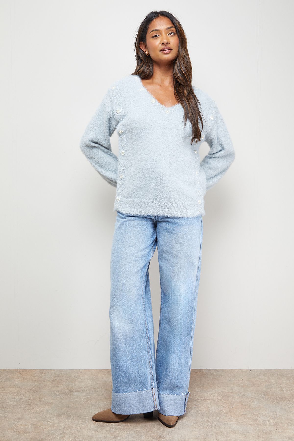 Oasis Eyelash Knitted Pearl Embellished V Neck Jumper Grey Marl image 2