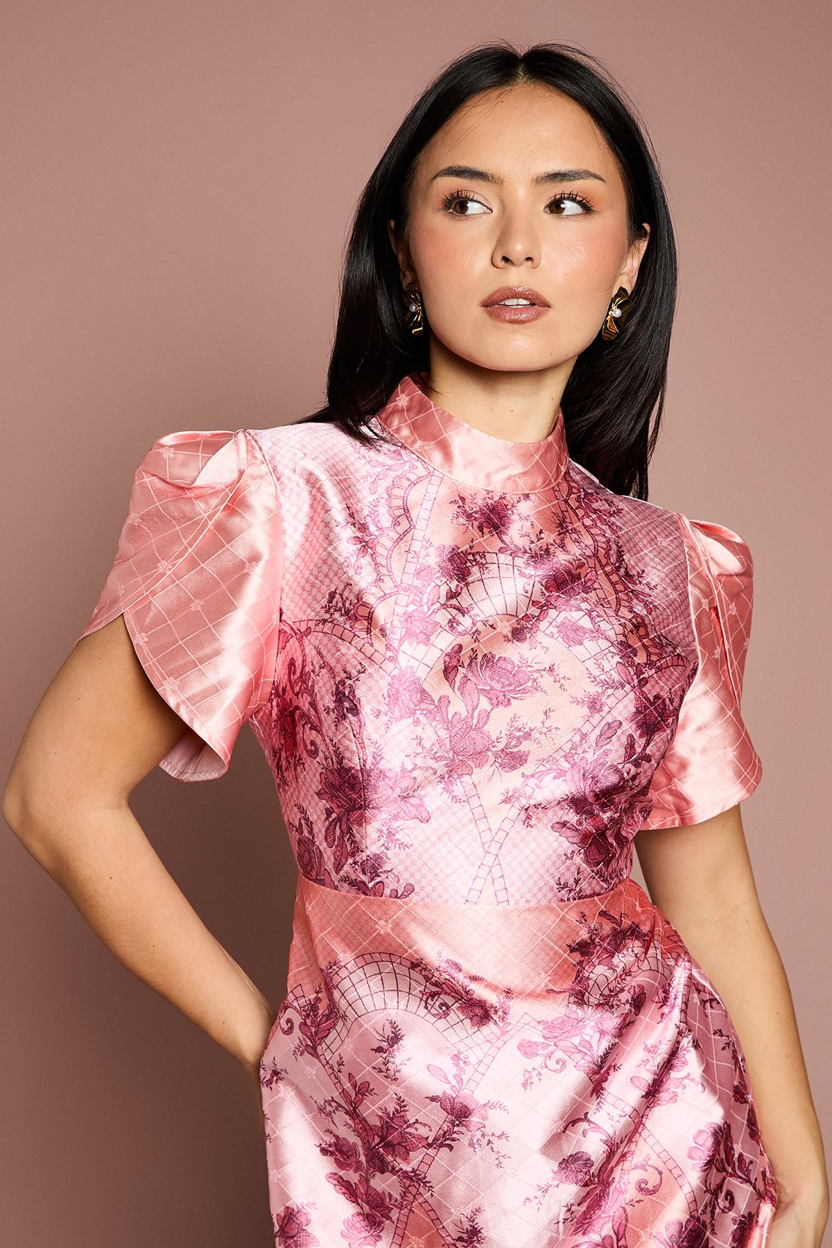 Coast Petite Floral Placed Tulip Sleeve Mini Dress Pink image 2