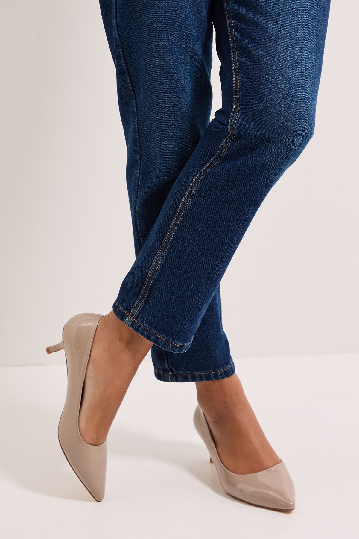 Dorothy Perkins Wide Fit Dove Kitten Heel Court Shoes Taupe image 2