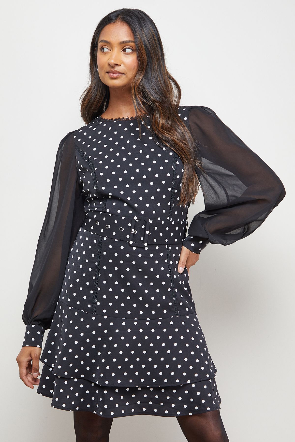 Oasis Polkadot Belted Balloon Sleeve Flippy Mini Dress Mono image 4