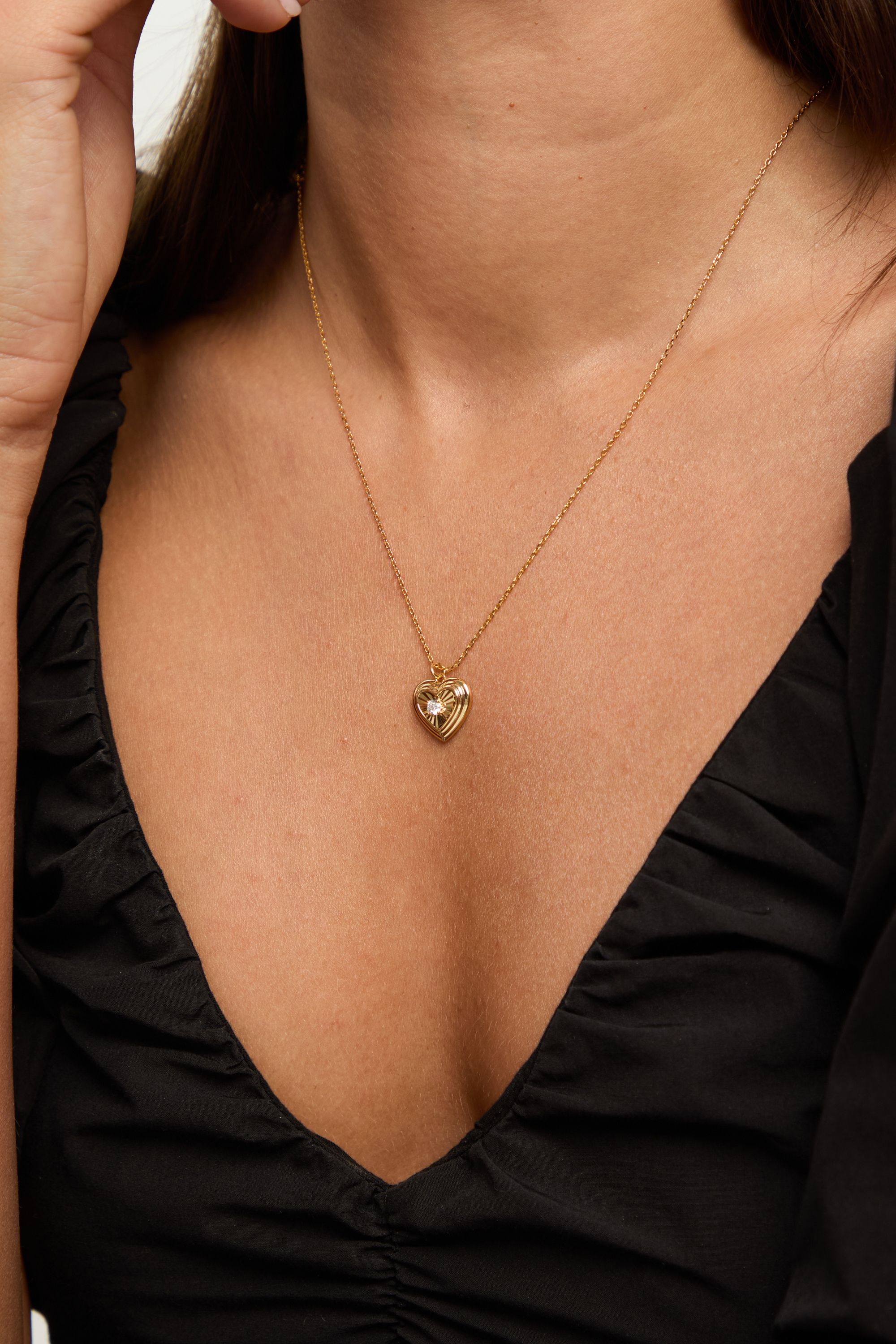 Jon Richard 18K Gold Plated Heart Pendant - Gift Box image 4