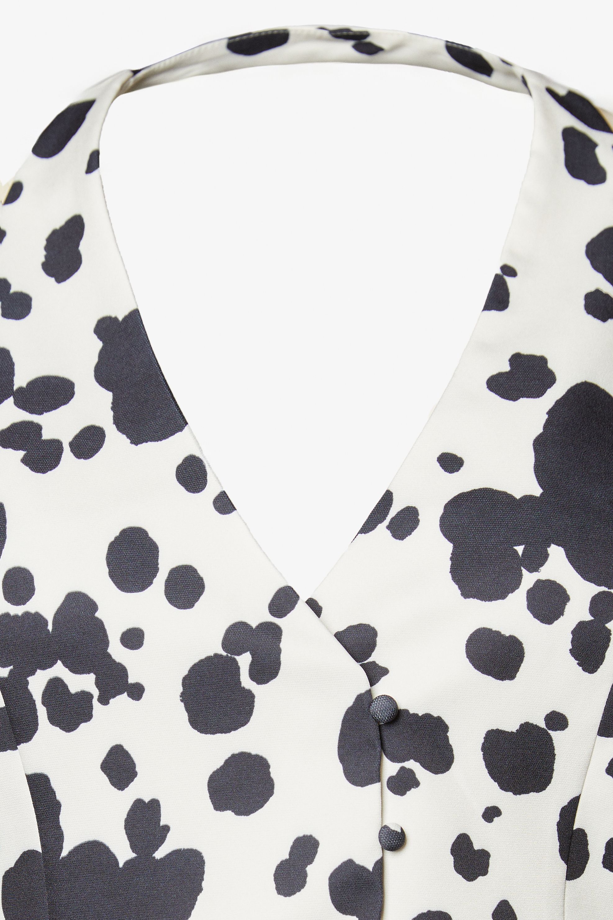 NastyGal Plus Spot Print Tailored Waistcoat Mono image 2